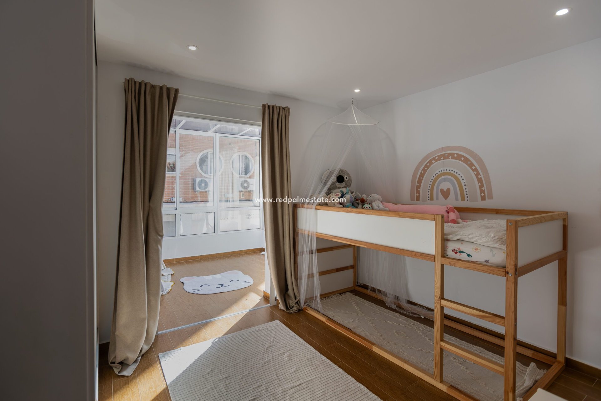 Reventa - Casa Adosada -
Torrevieja