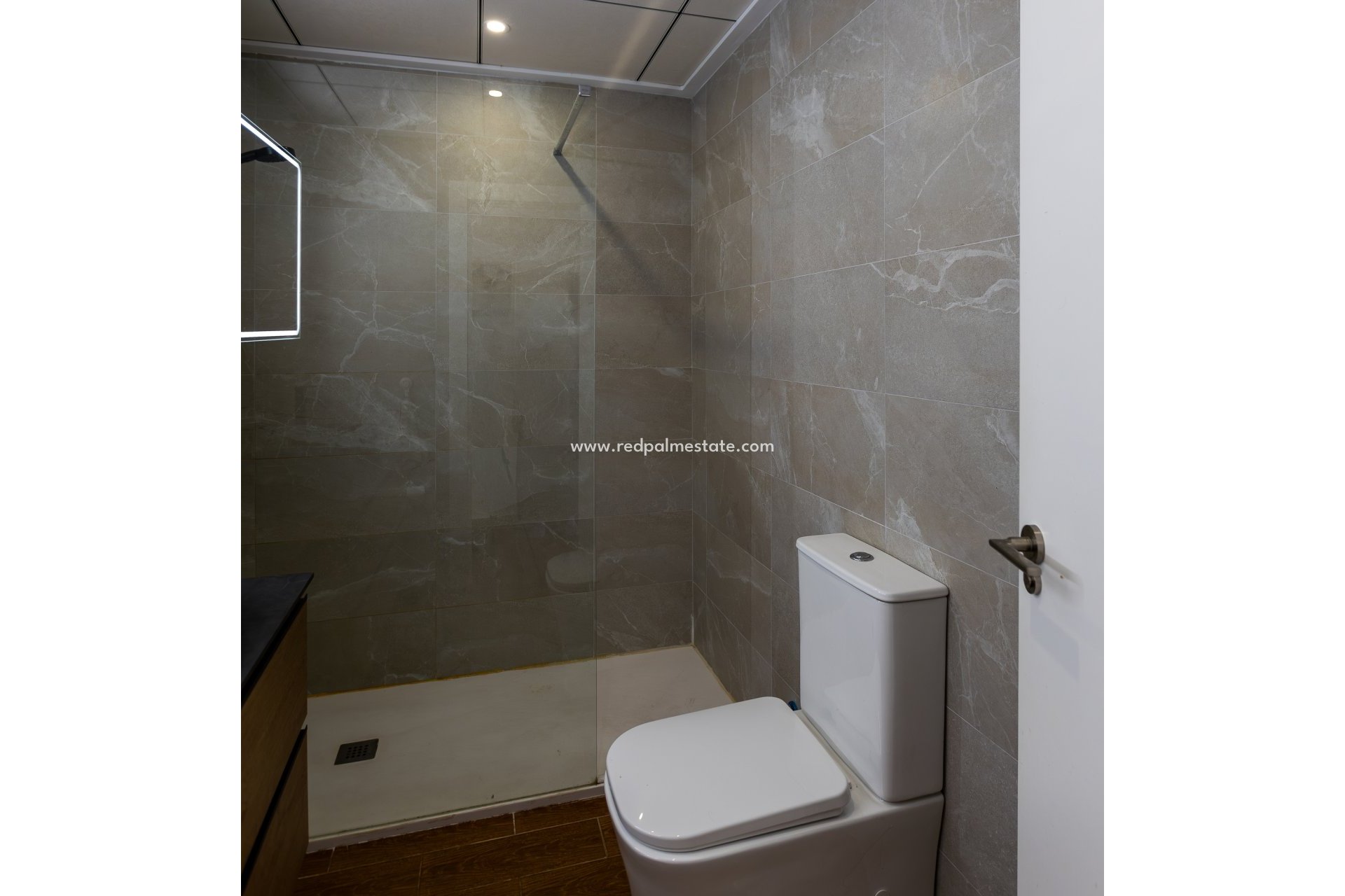 Reventa - Casa Adosada -
Torrevieja