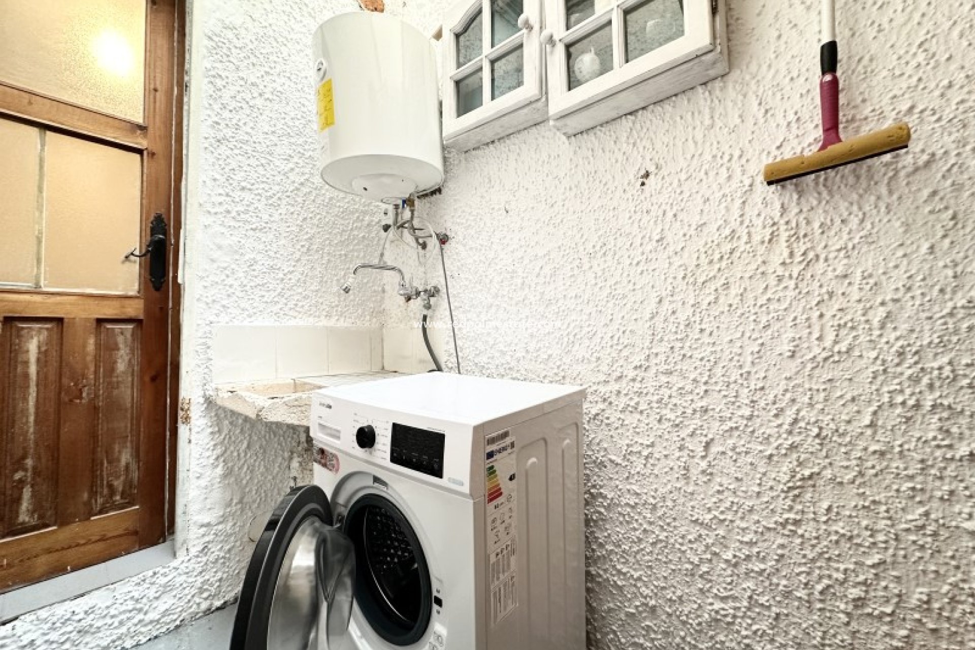 Reventa - Casa Adosada -
Torrevieja