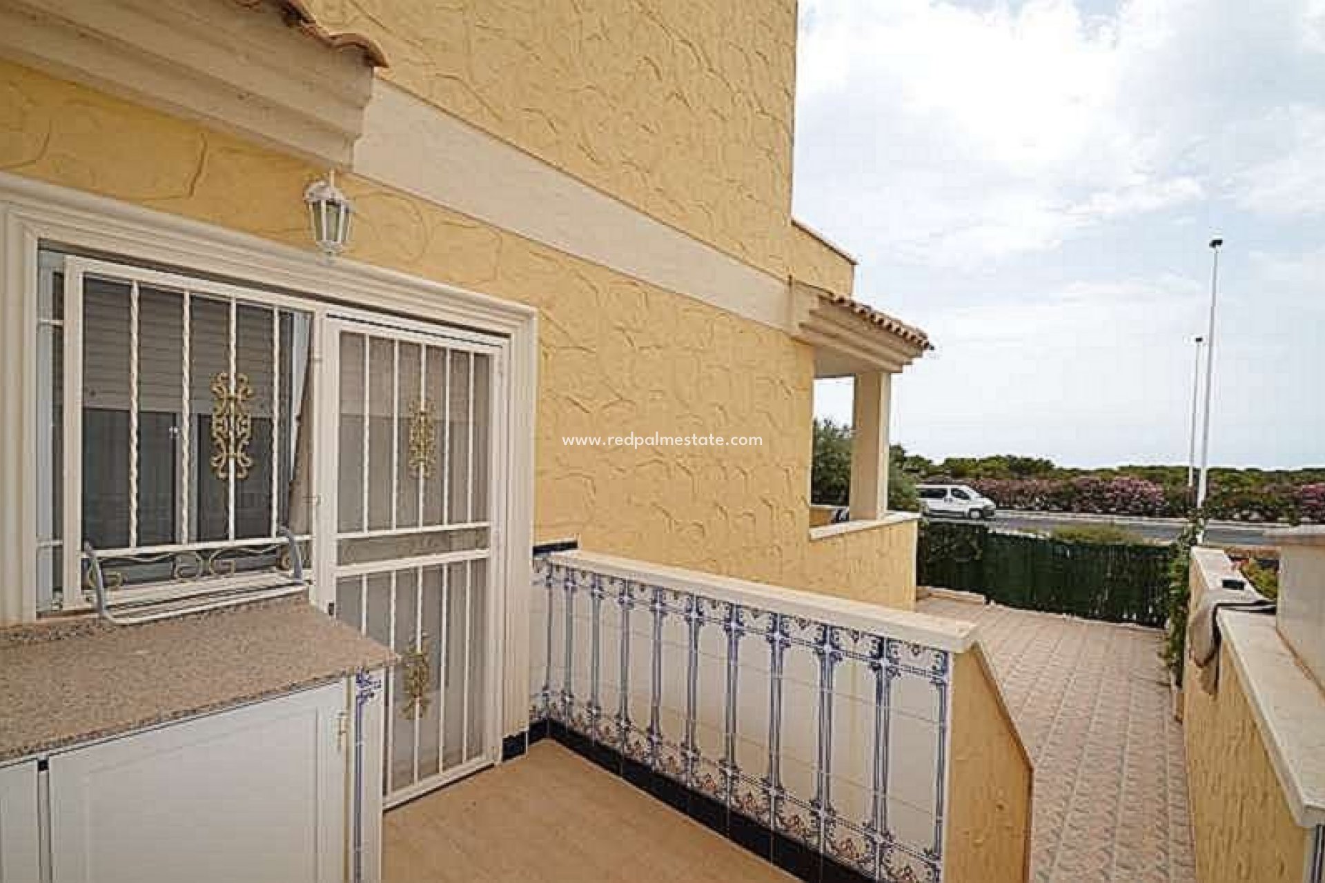 Reventa - Casa cuádruple -
Torrevieja