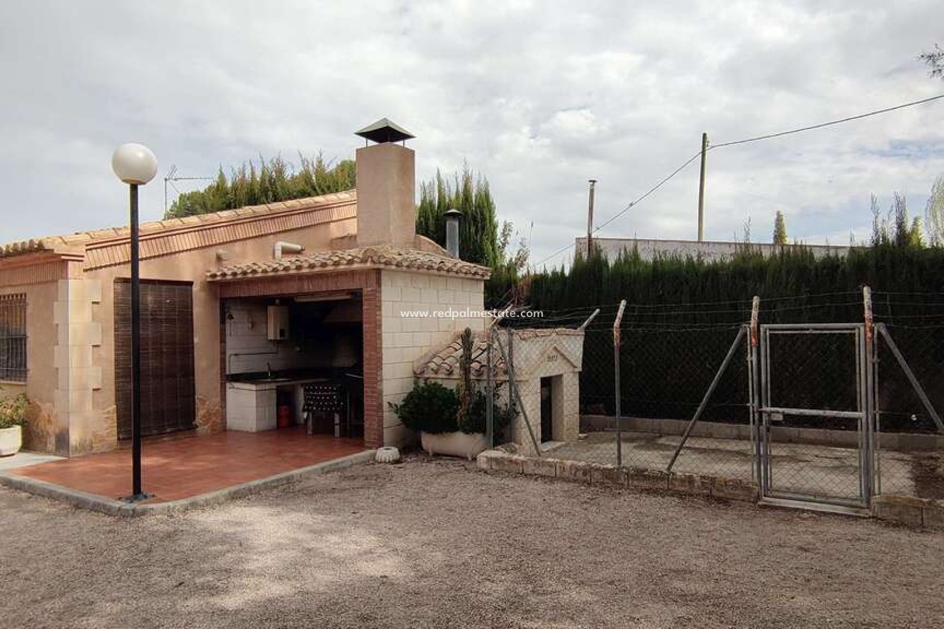 Reventa - Casa de Campo -
Villena