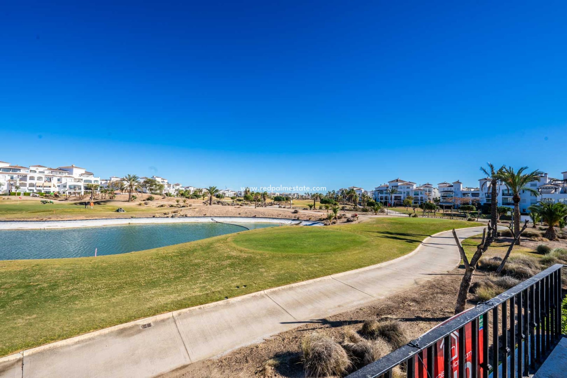 Reventa - Casa de Pueblo -
La Torre Golf Resort - Inland