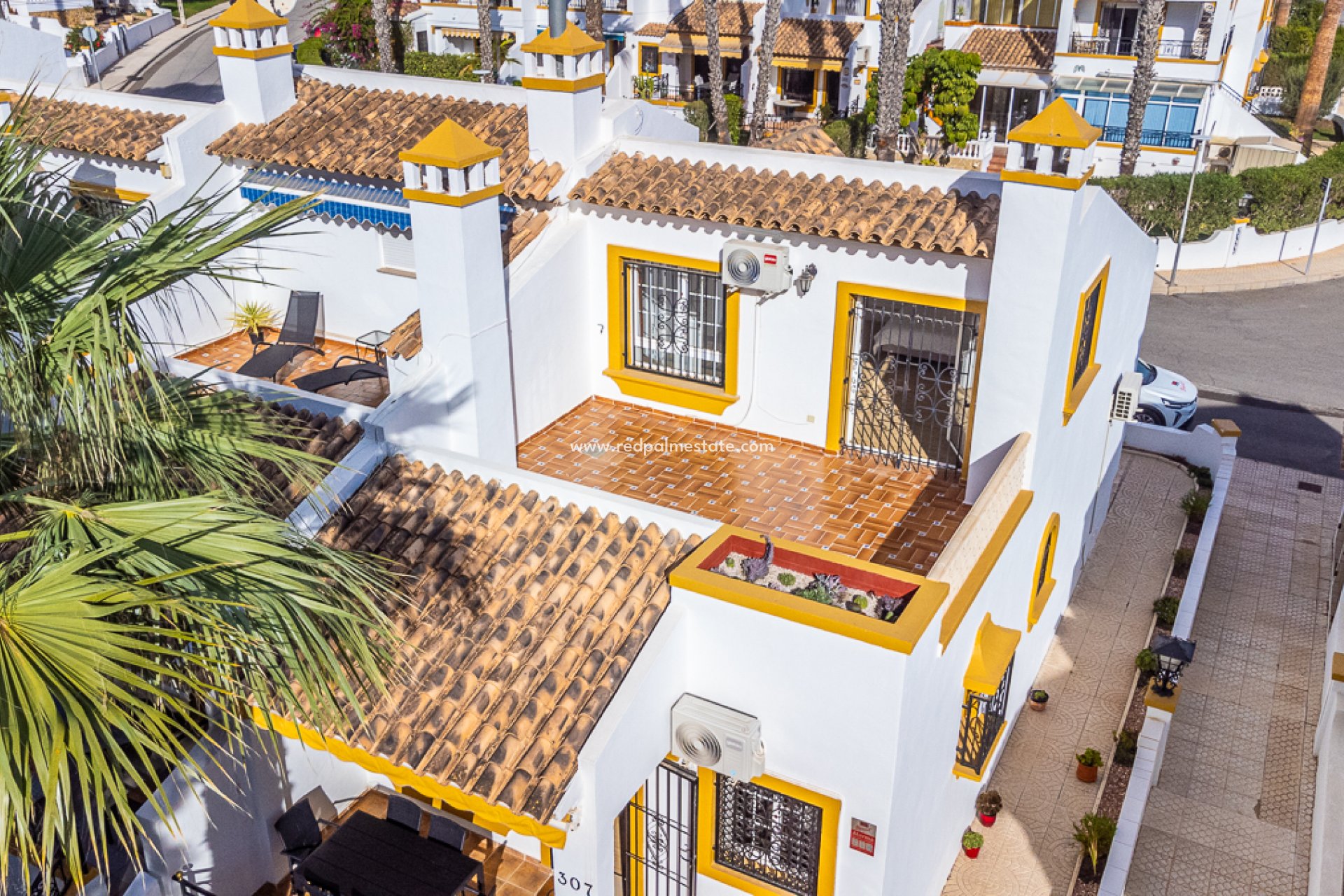 Reventa - Casa de Pueblo -
Orihuela Costa - Costa Blanca