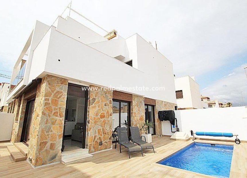 Reventa - Casa de Pueblo -
Orihuela Costa - Lomas de Cabo Roig