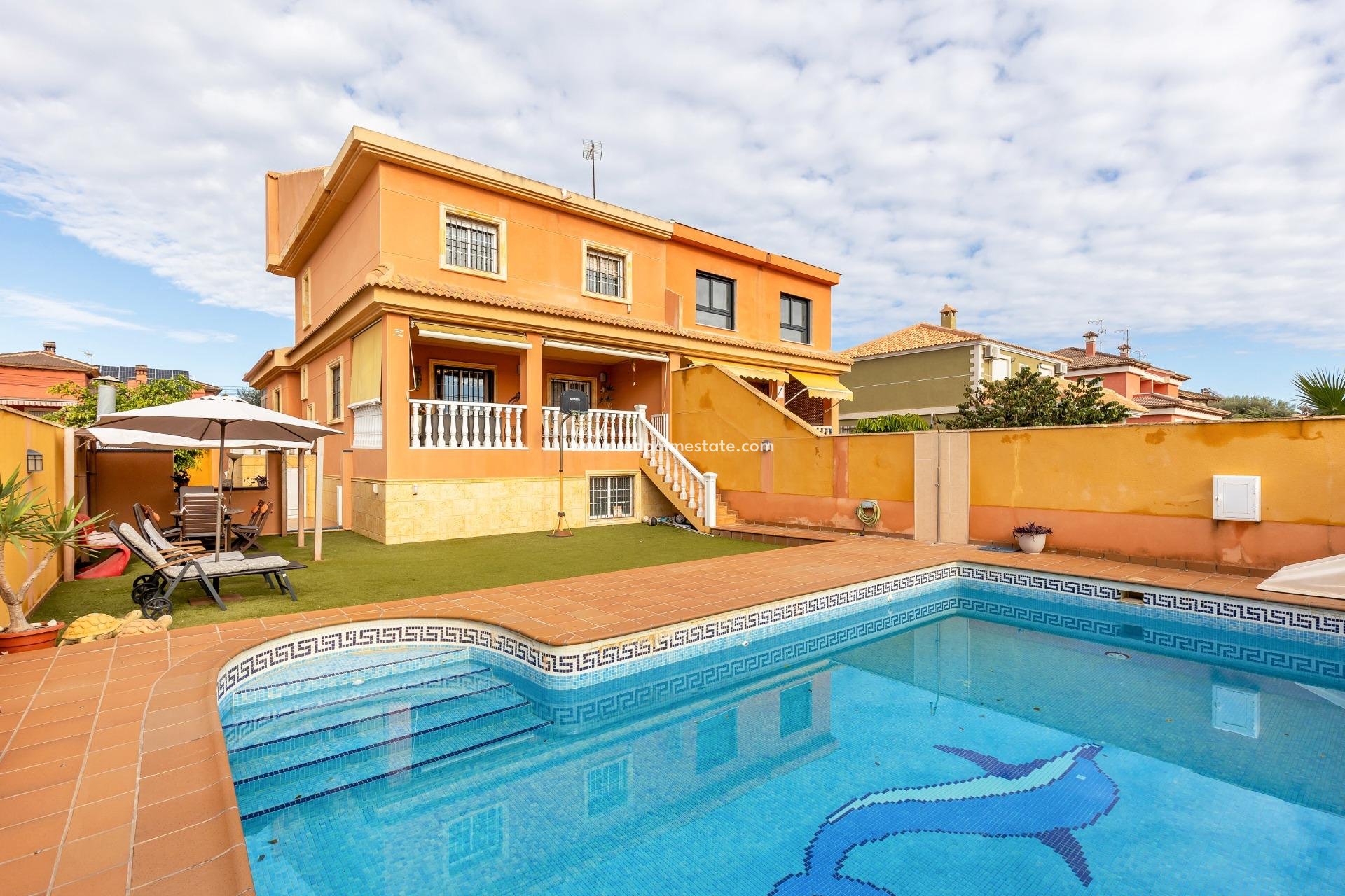 Reventa - Casa de Pueblo -
Torrevieja - Aguas Nueva