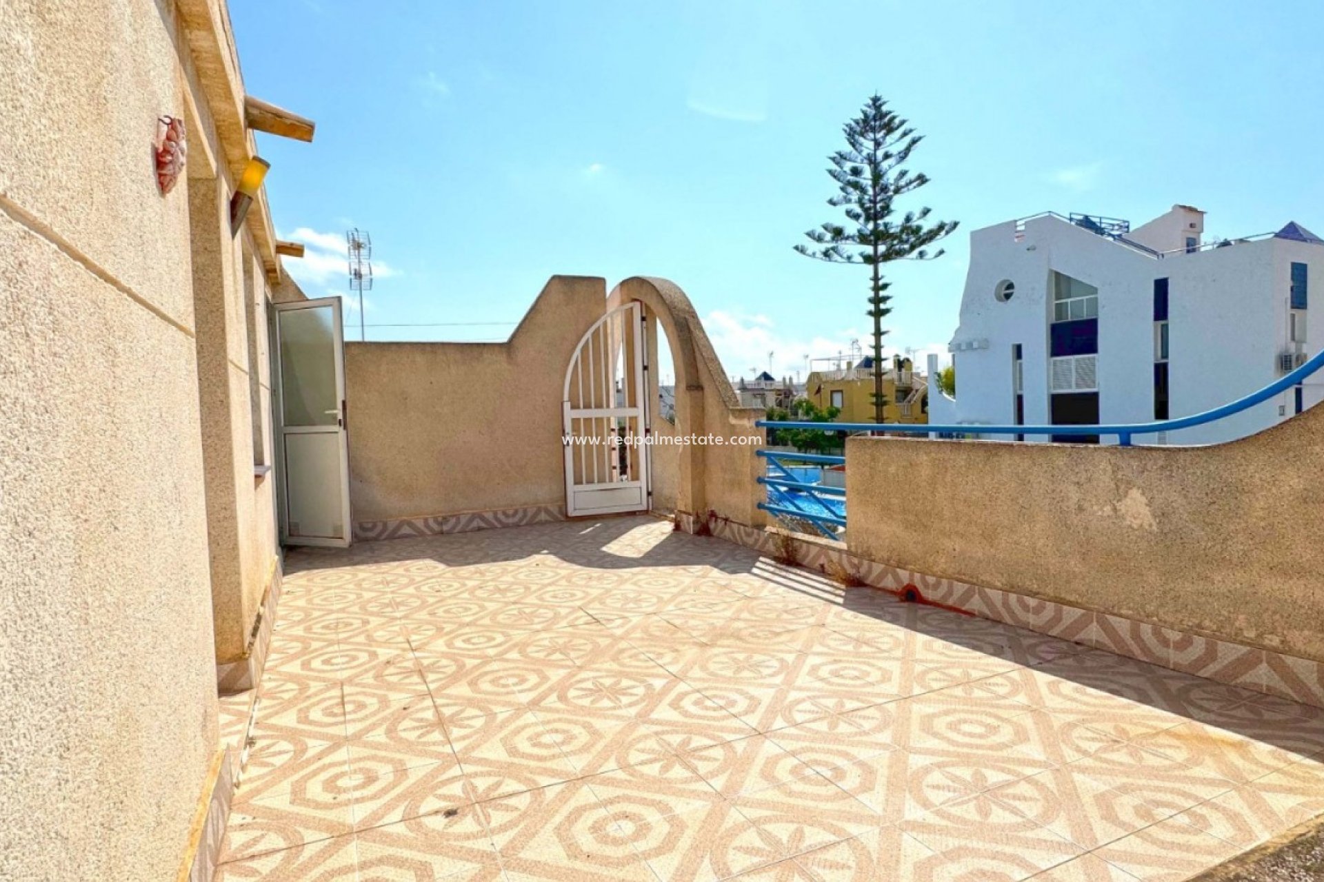 Reventa - Casa de Pueblo -
Torrevieja - Costa Blanca