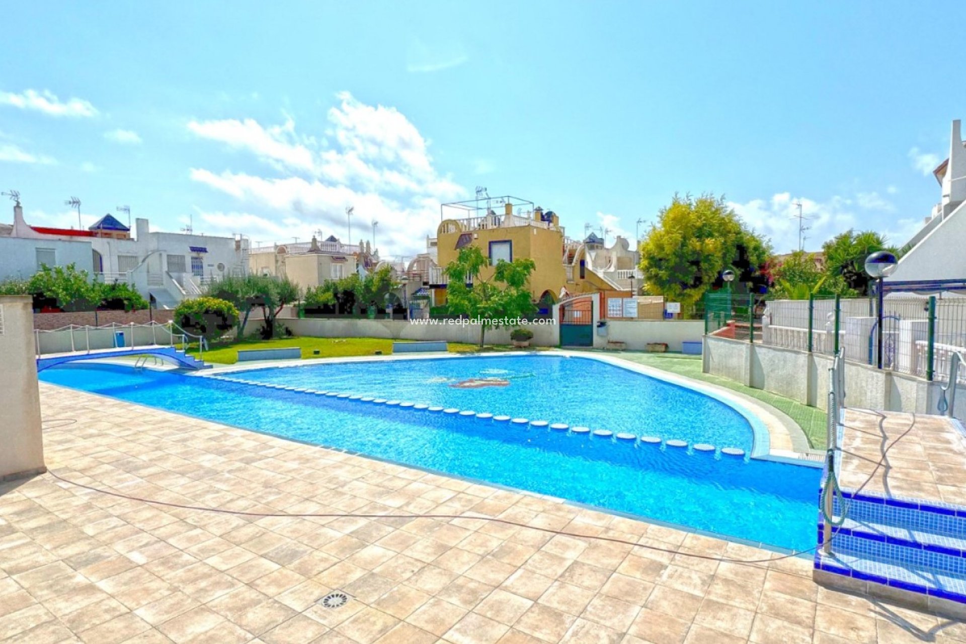 Reventa - Casa de Pueblo -
Torrevieja - Costa Blanca