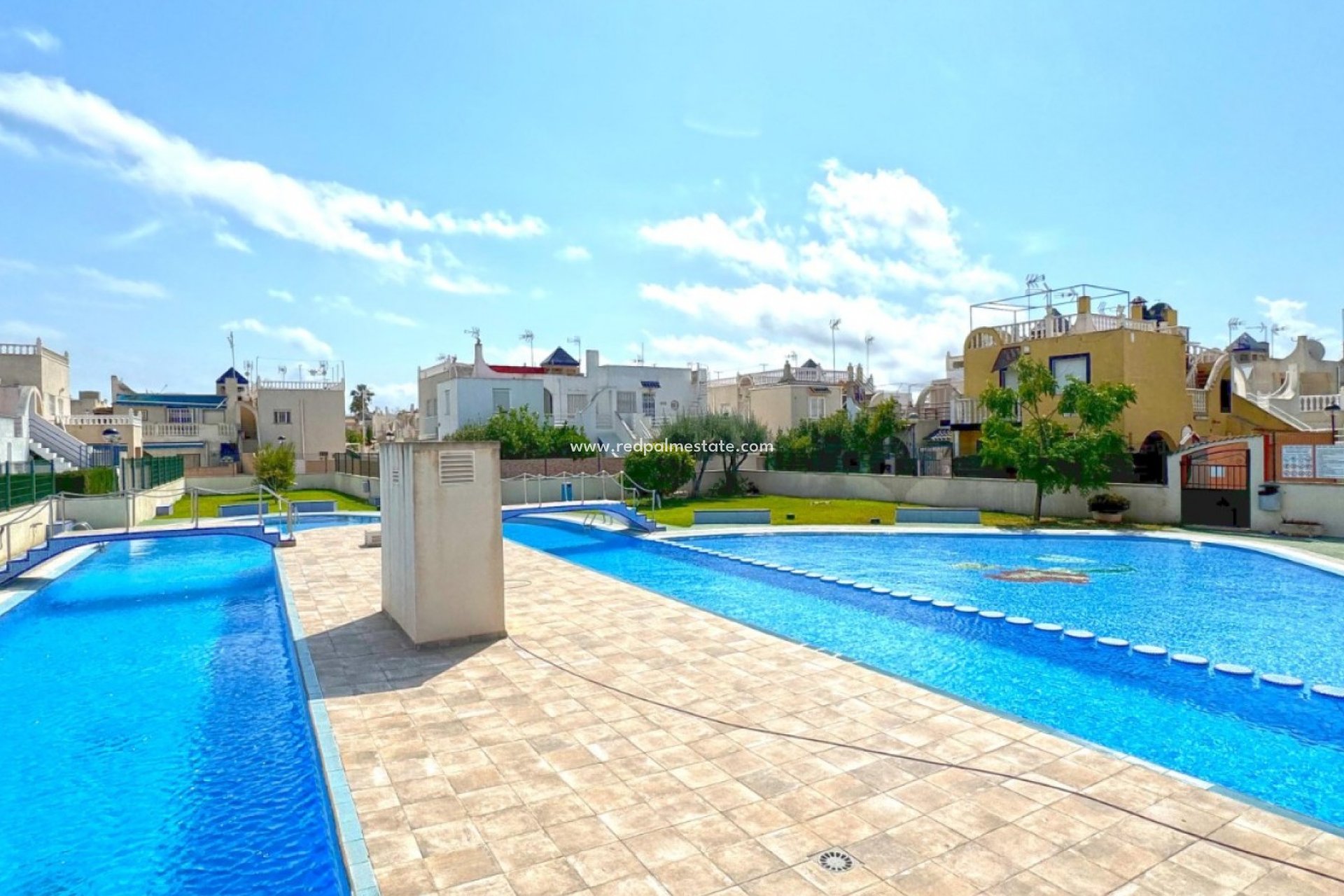 Reventa - Casa de Pueblo -
Torrevieja - Costa Blanca