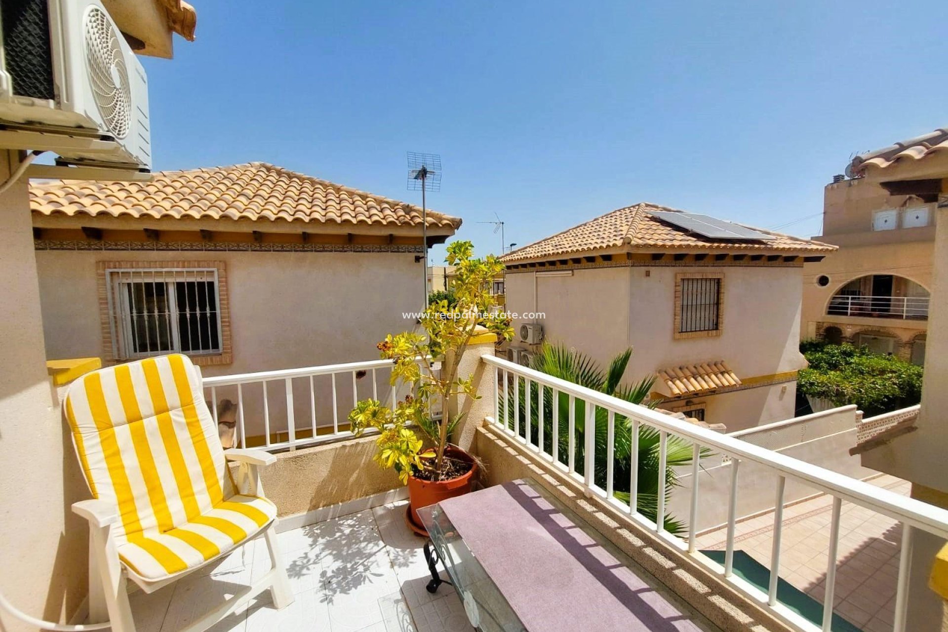 Reventa - Casa de Pueblo -
Torrevieja - Costa Blanca