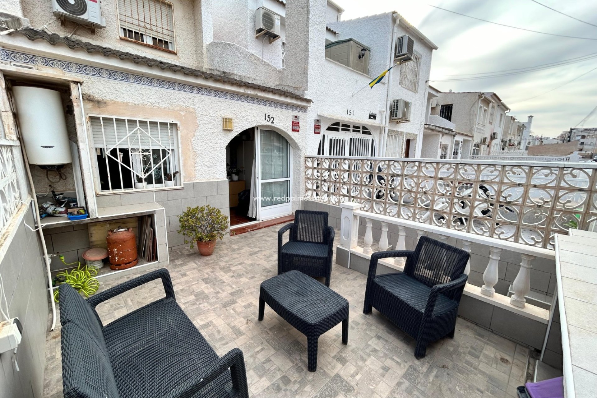 Reventa - Casa de Pueblo -
Torrevieja - Costa Blanca