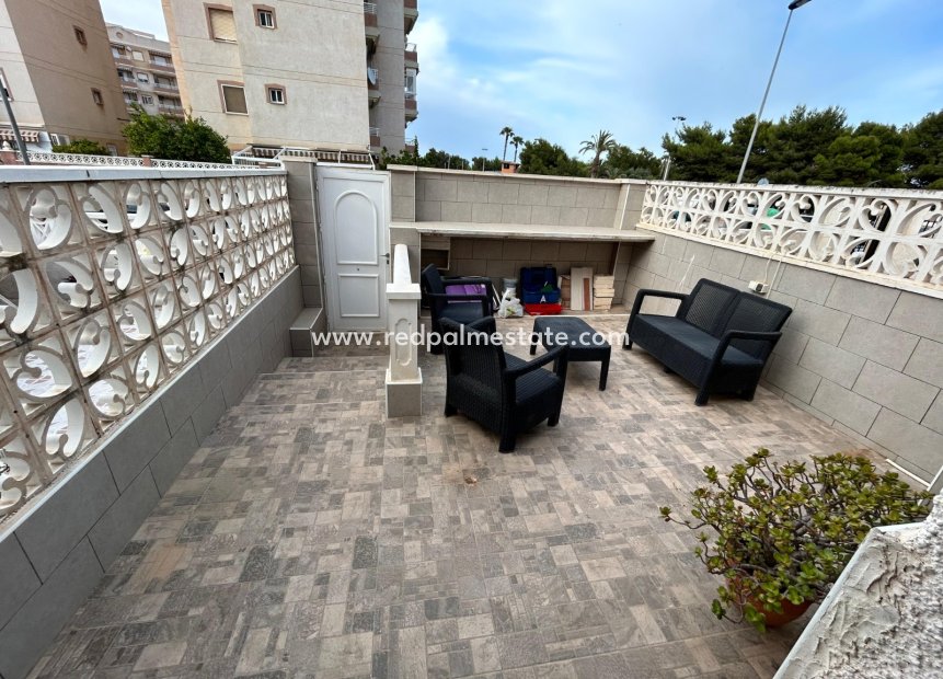 Reventa - Casa de Pueblo -
Torrevieja - Costa Blanca