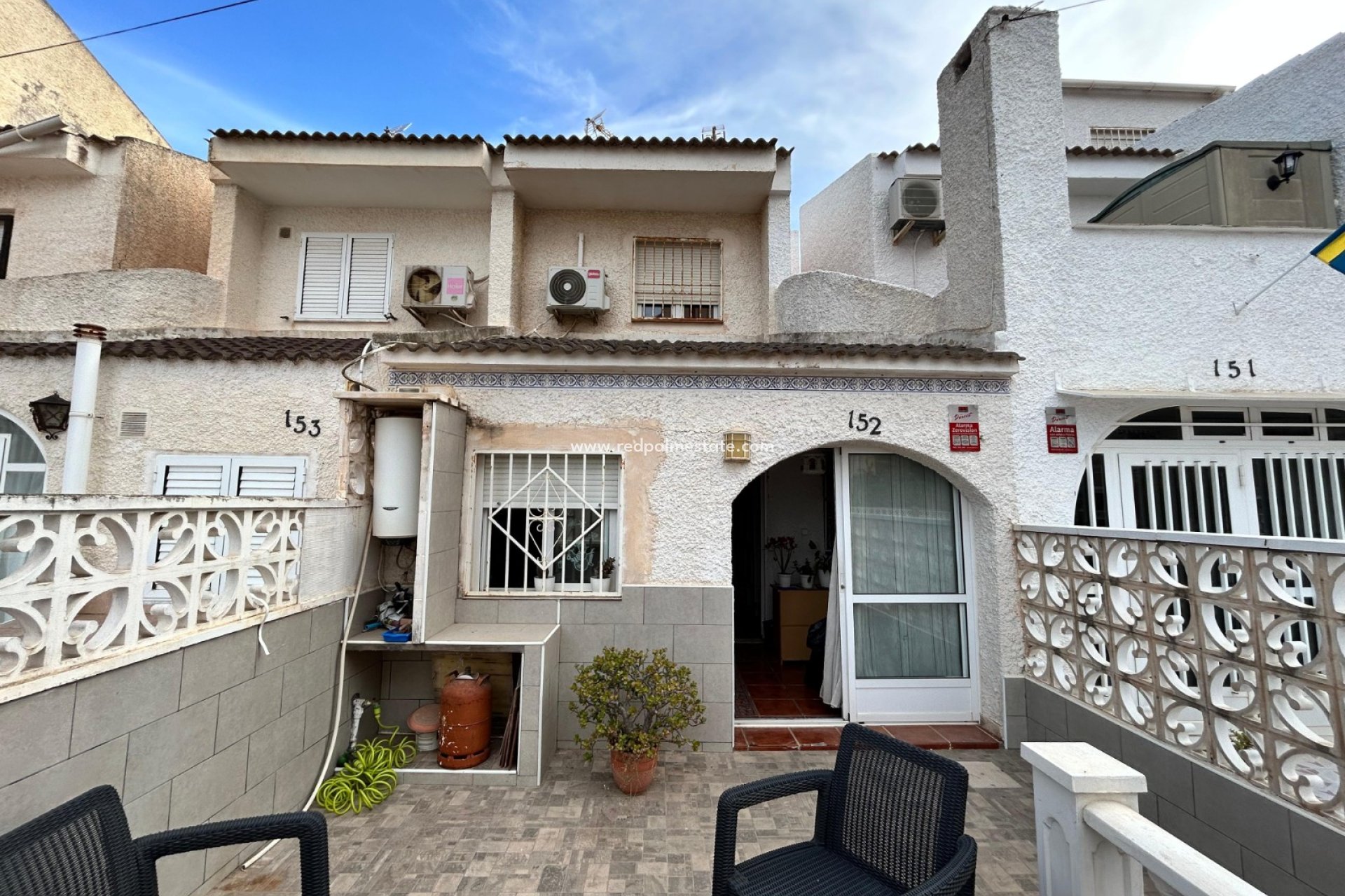 Reventa - Casa de Pueblo -
Torrevieja - Costa Blanca