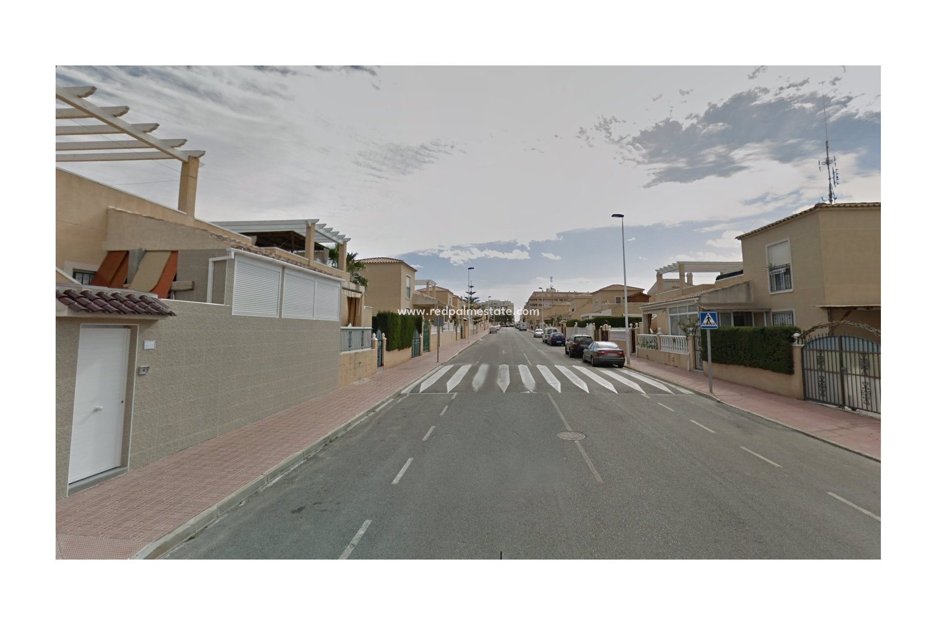 Reventa - Casa de Pueblo -
Torrevieja - Costa Blanca