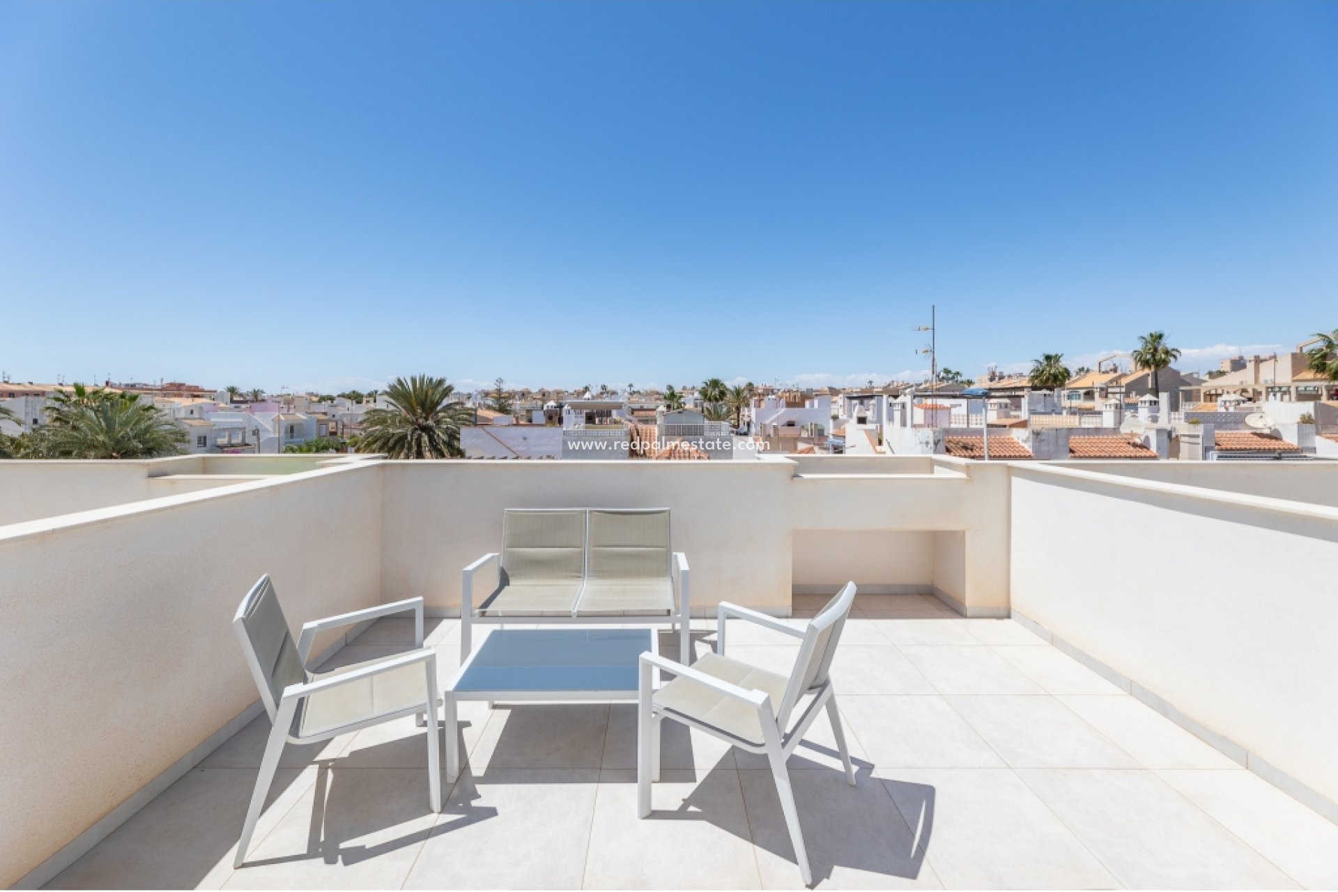 Reventa - Casa de Pueblo -
Torrevieja - Costa Blanca