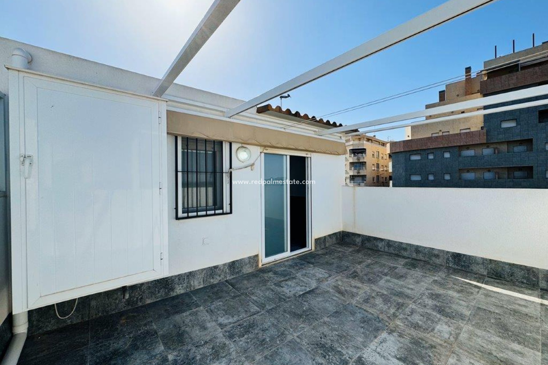 Reventa - Casa de Pueblo -
Torrevieja - Costa Blanca