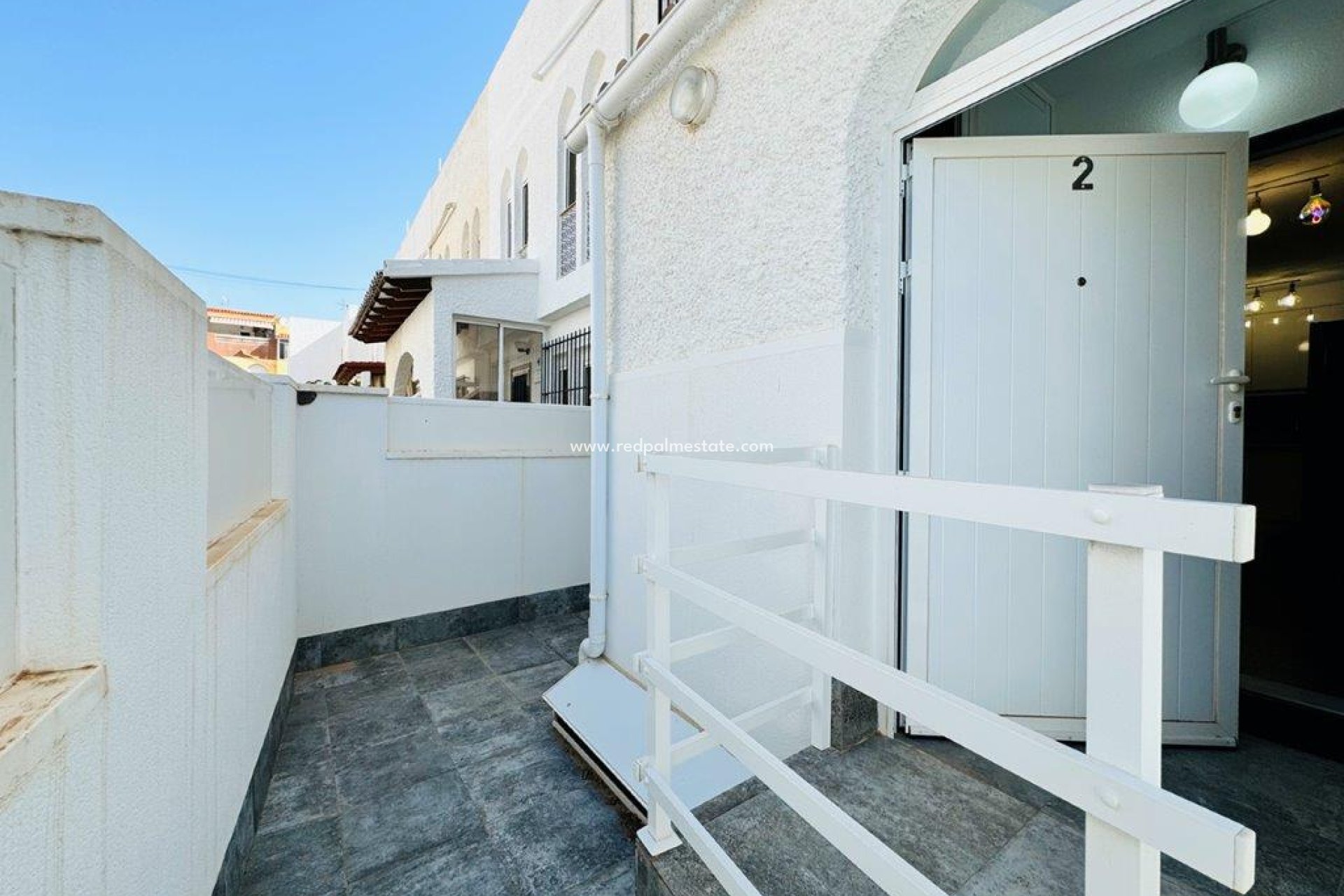 Reventa - Casa de Pueblo -
Torrevieja - Costa Blanca