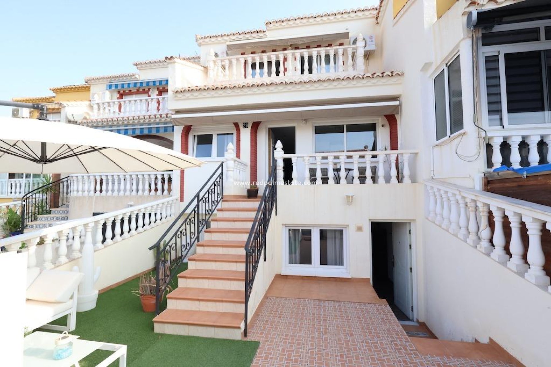 Reventa - Casa de Pueblo -
Torrevieja - Costa Blanca