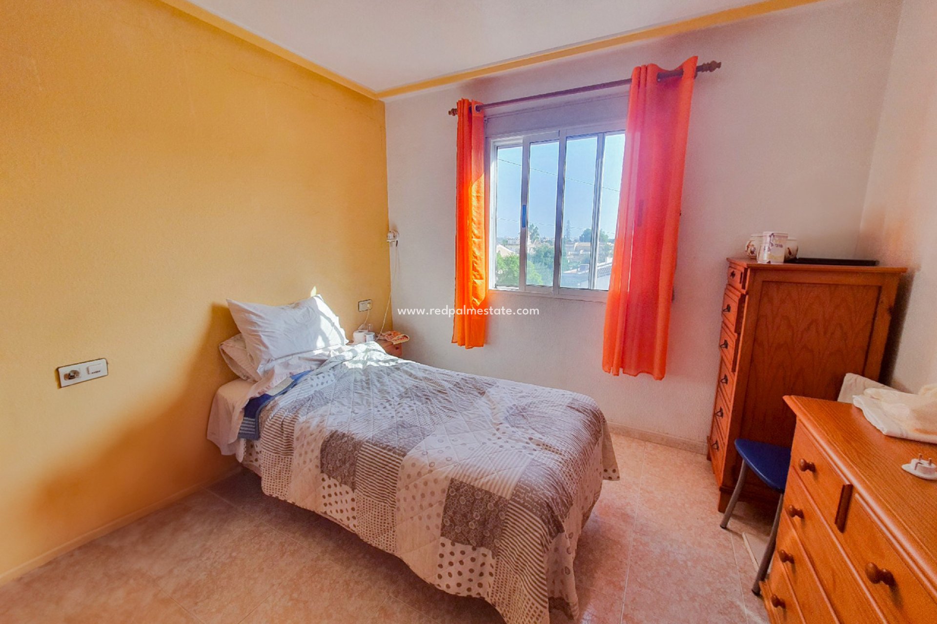 Reventa - Casa de Pueblo -
Torrevieja - Costa Blanca