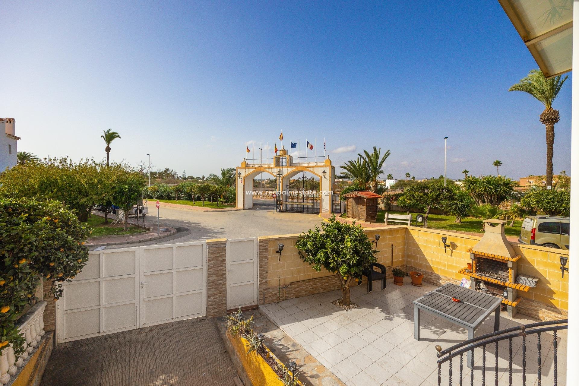 Reventa - Casa de Pueblo -
Torrevieja - La Siesta - El Salado -  Torreta