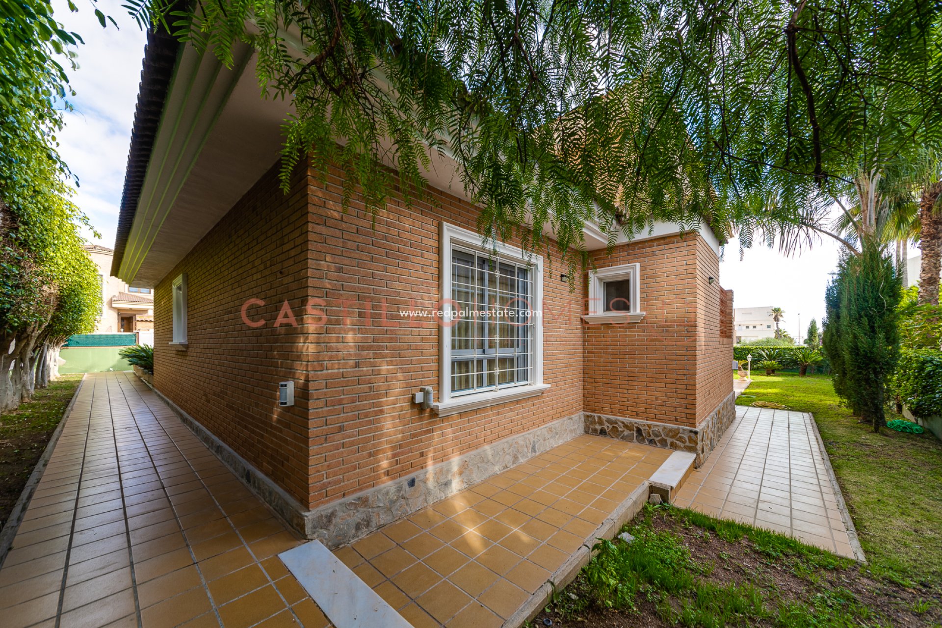 Reventa - Casa de Pueblo -
Torrevieja - La Veleta