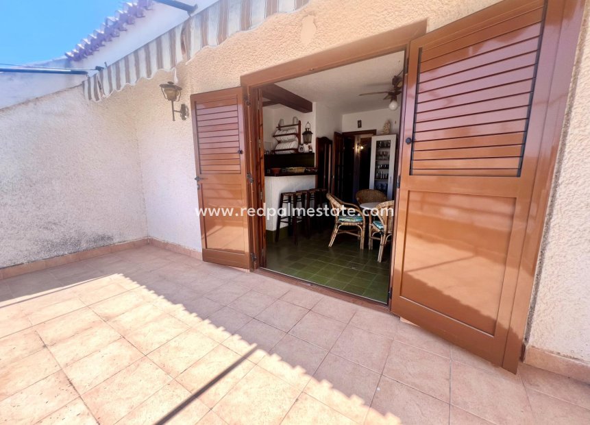 Reventa - Casa de Pueblo -
Torrevieja - Los Balcones