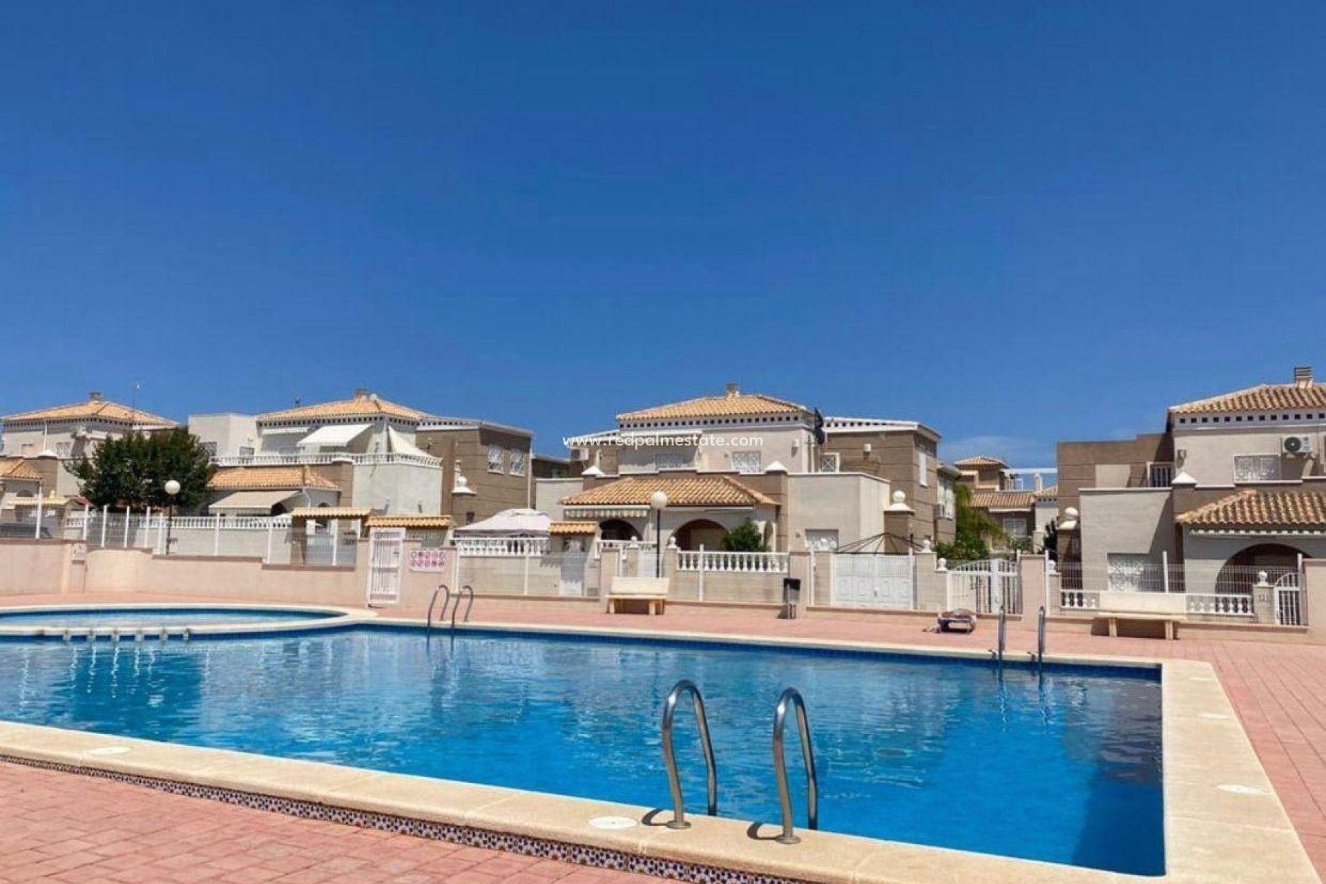 Reventa - Casa de Pueblo -
Torrevieja - Torreblanca