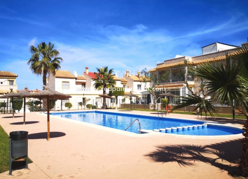 Reventa - Casa de Pueblo -
Villamartín - Costa Blanca