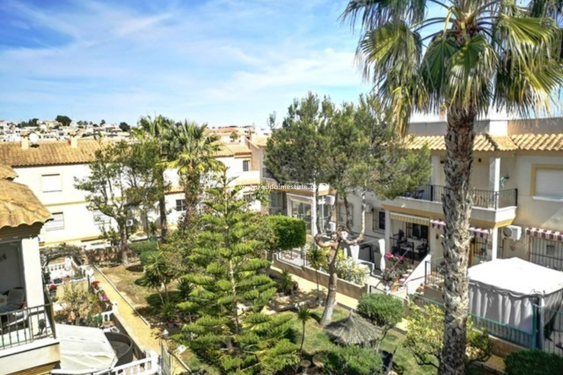 Reventa - Casa de Pueblo -
Villamartín - Costa Blanca