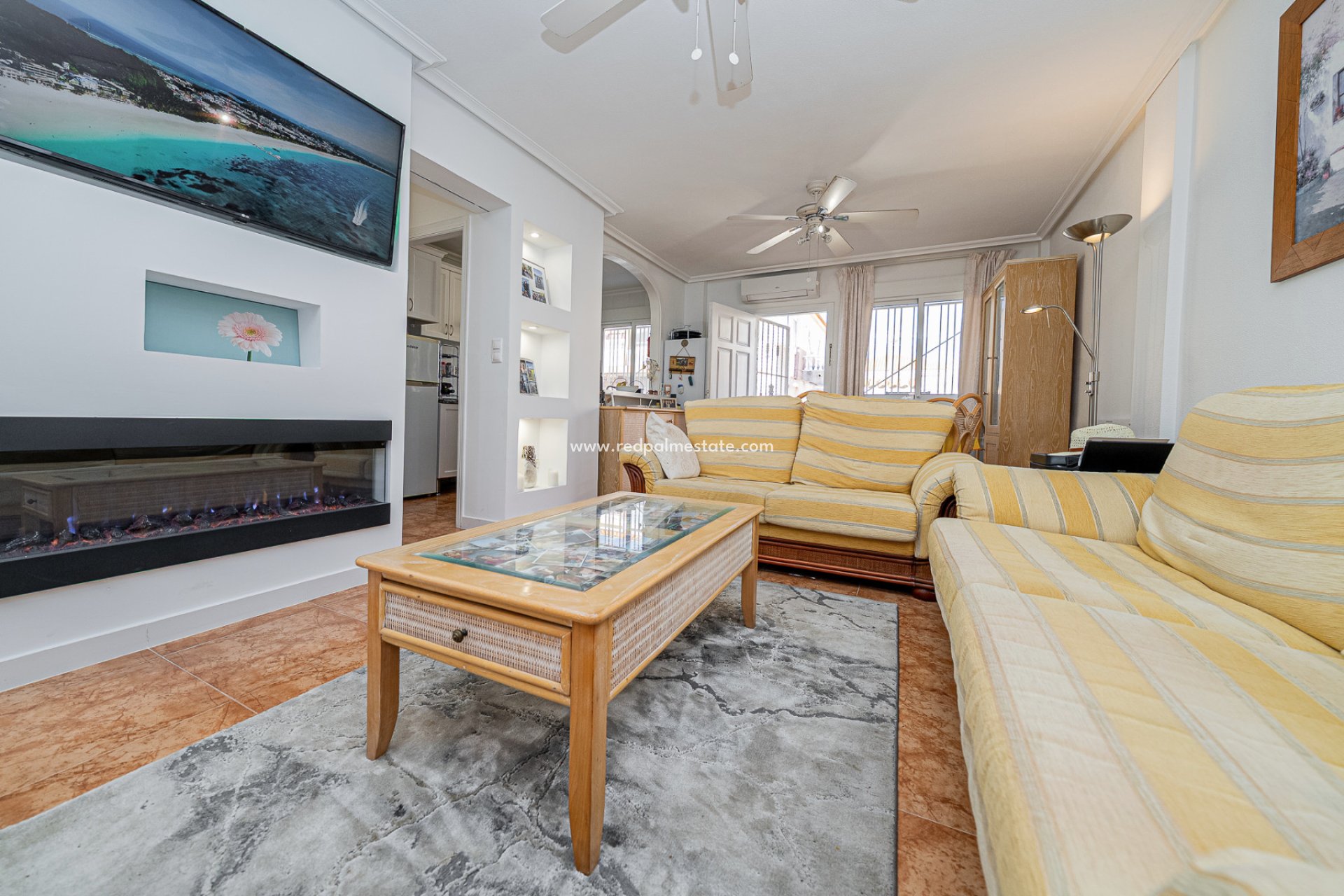 Reventa - Casa Quad -
Cabo Roig - La Regia