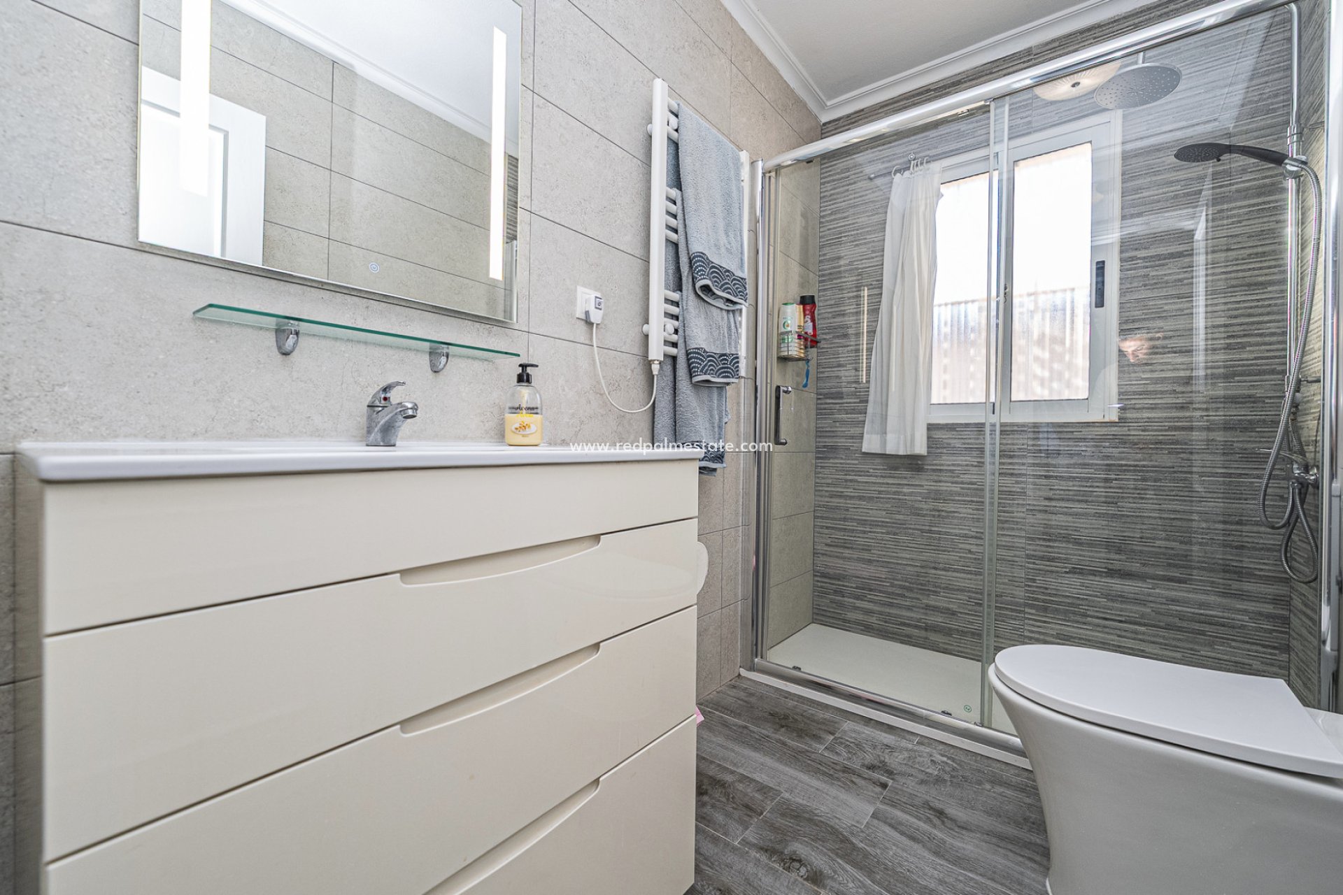 Reventa - Casa Quad -
Cabo Roig - La Regia