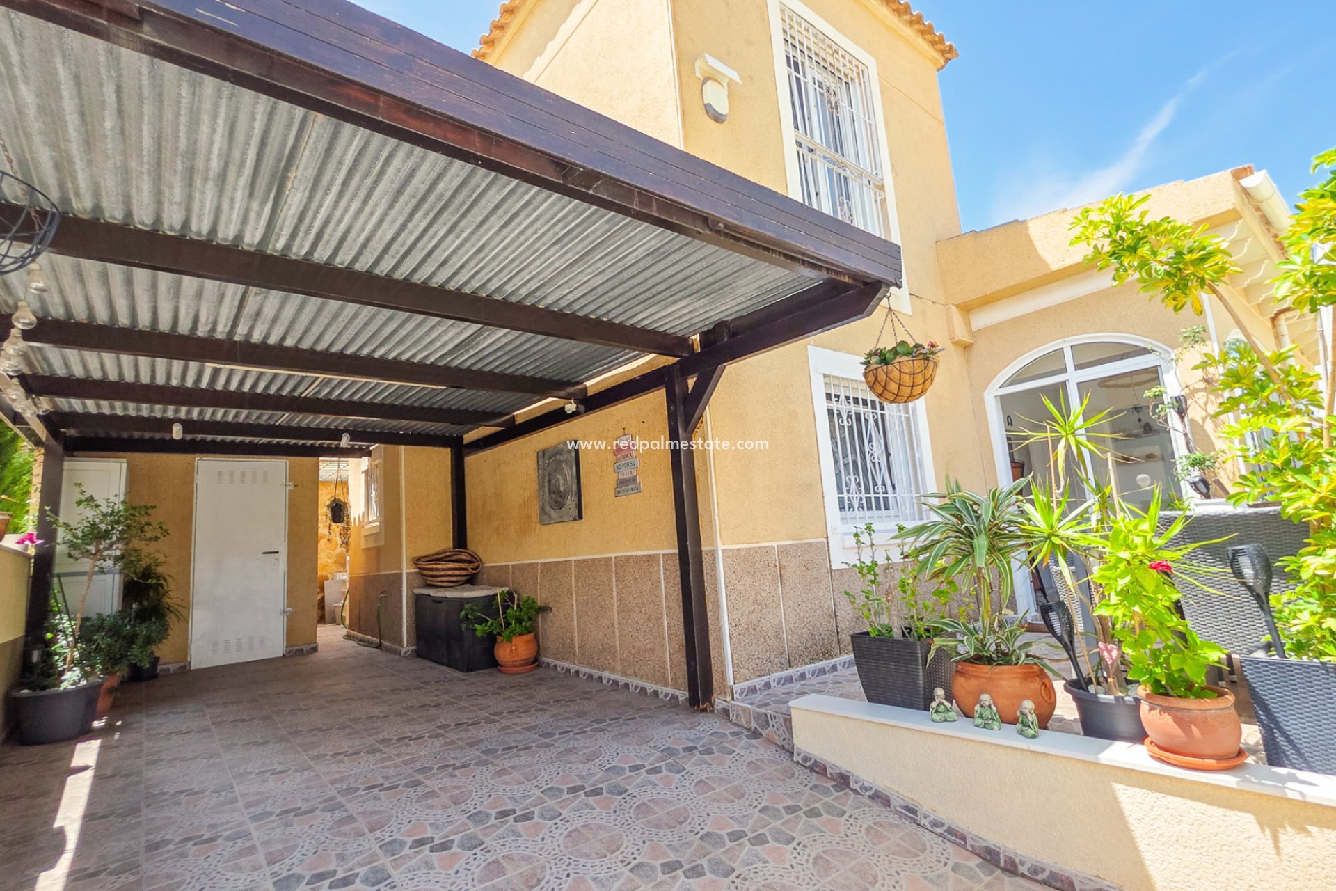 Reventa - Casa Quad -
Los Balcones