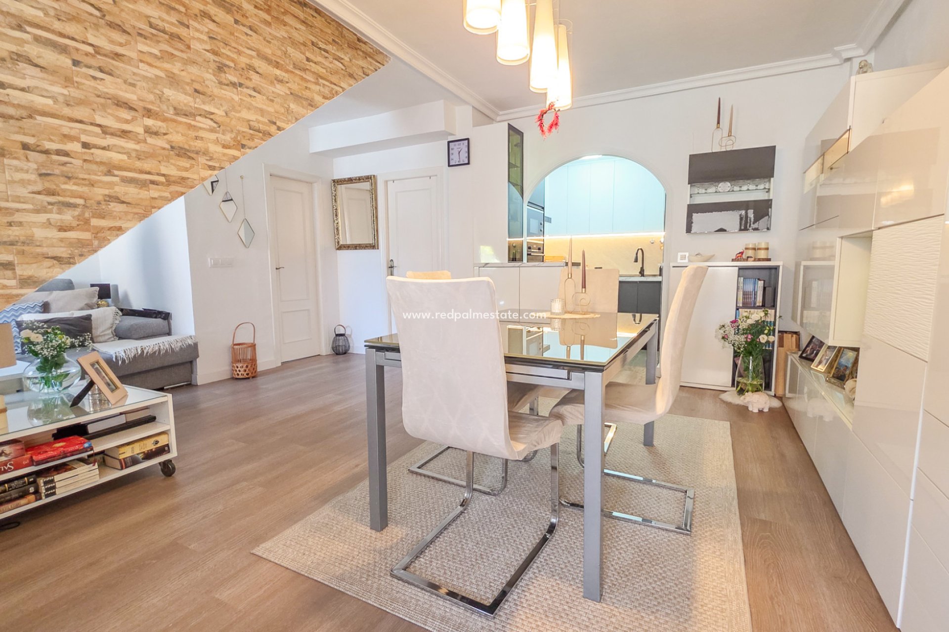 Reventa - Casa Quad -
Los Balcones
