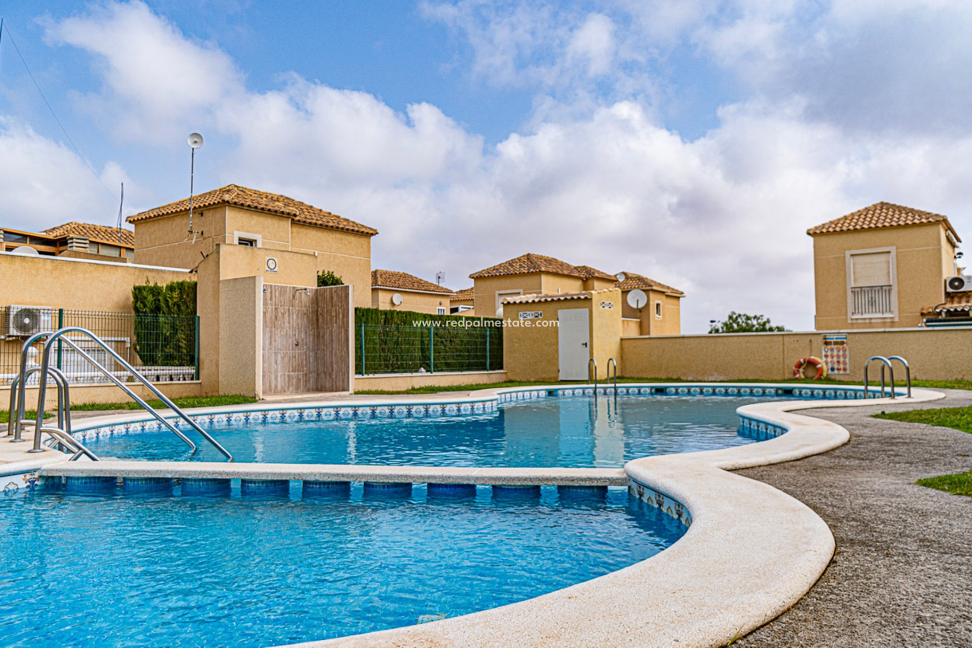 Reventa - Casa Quad -
Los Balcones