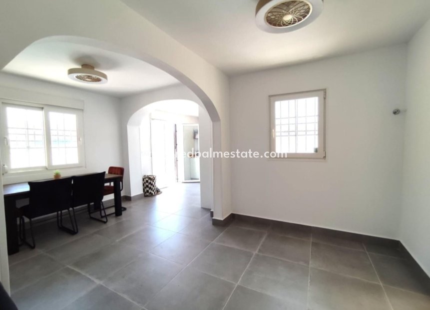 Reventa - Casa Quad -
Orihuela Costa - Costa Blanca