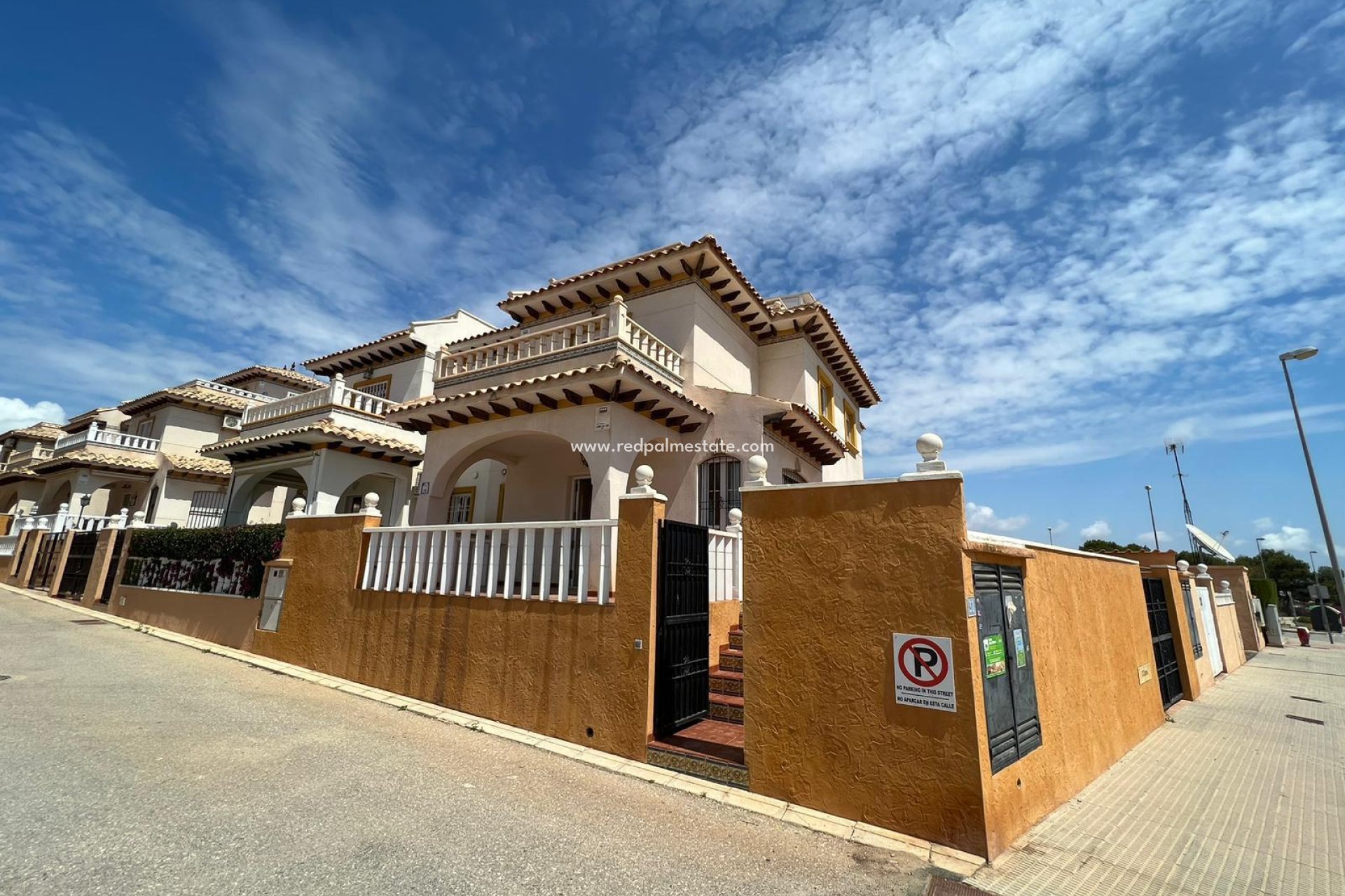 Reventa - Casa Quad -
Orihuela Costa - Lomas de Cabo Roig