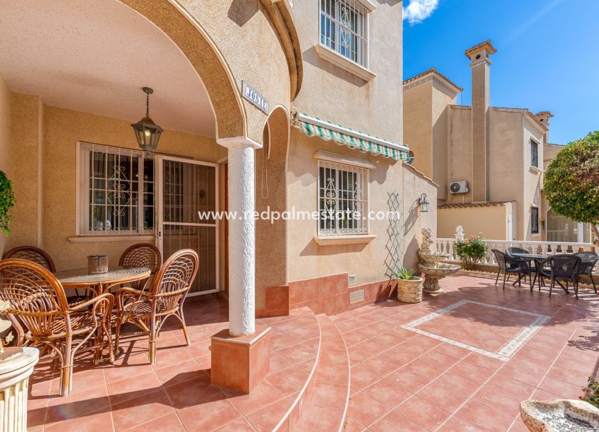 Reventa - Casa Quad -
Orihuela Costa - Playa Flamenca