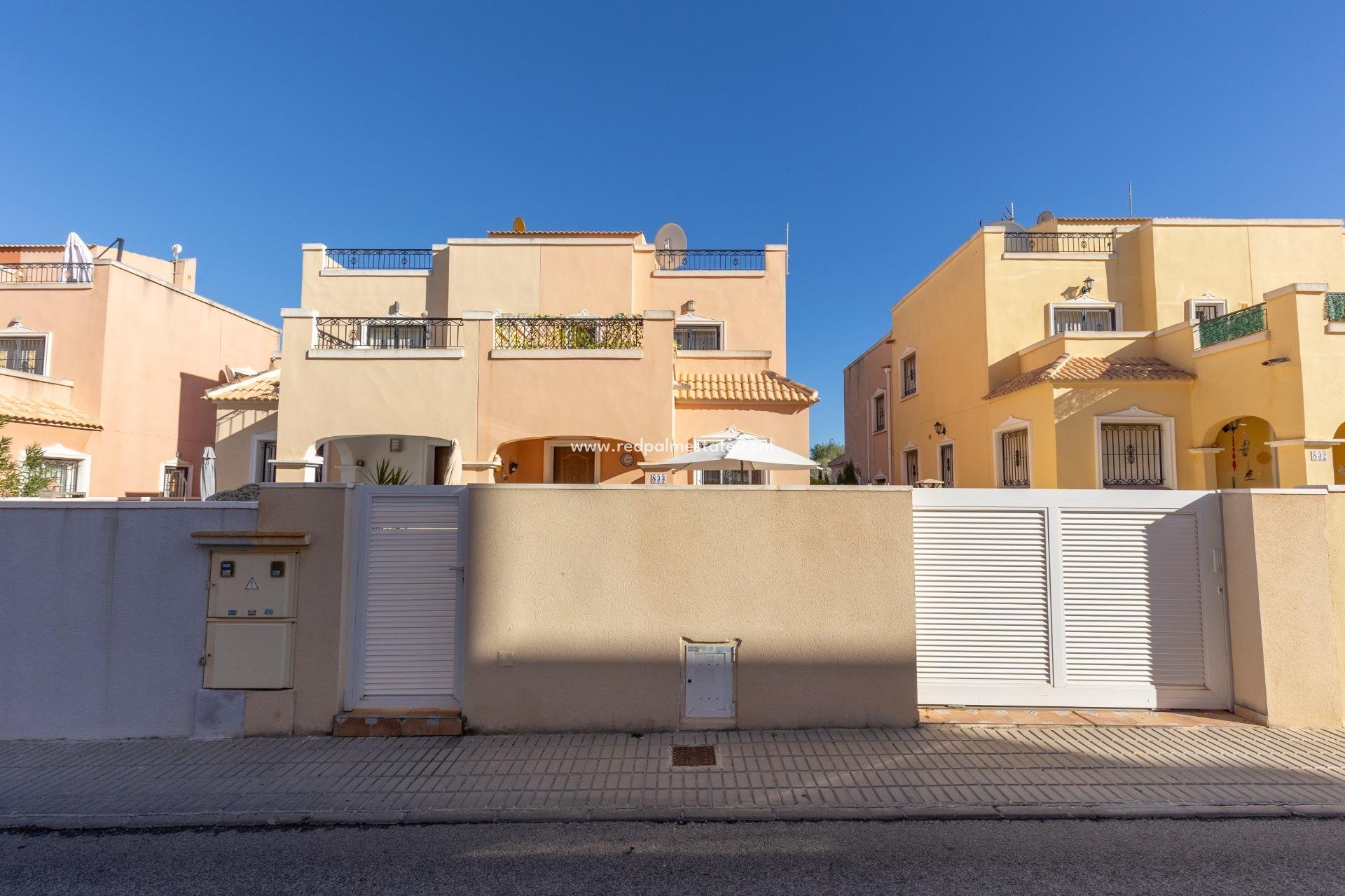 Reventa - Casa Quad -
Orihuela Costa - Villamartín