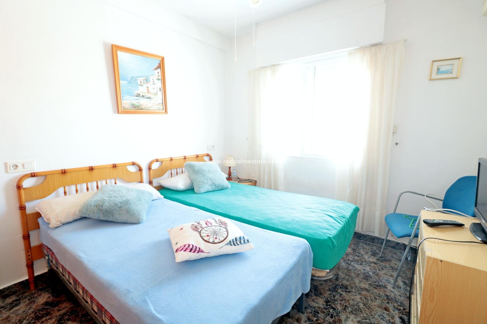 Reventa - Casa Quad -
Torrevieja - La Siesta - El Salado - Torreta