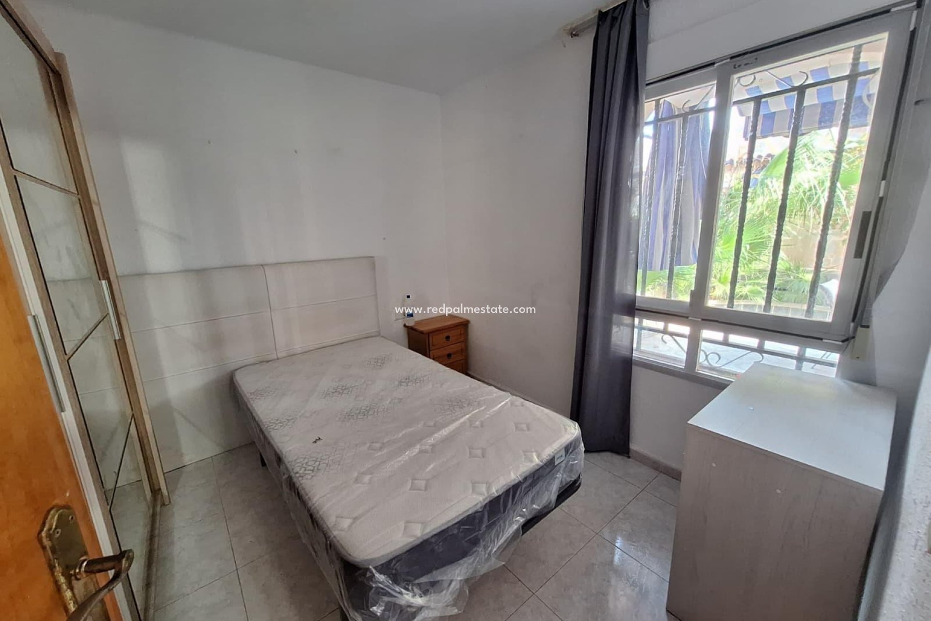 Reventa - Casa Quad -
Torrevieja - La Siesta - El Salado -  Torreta