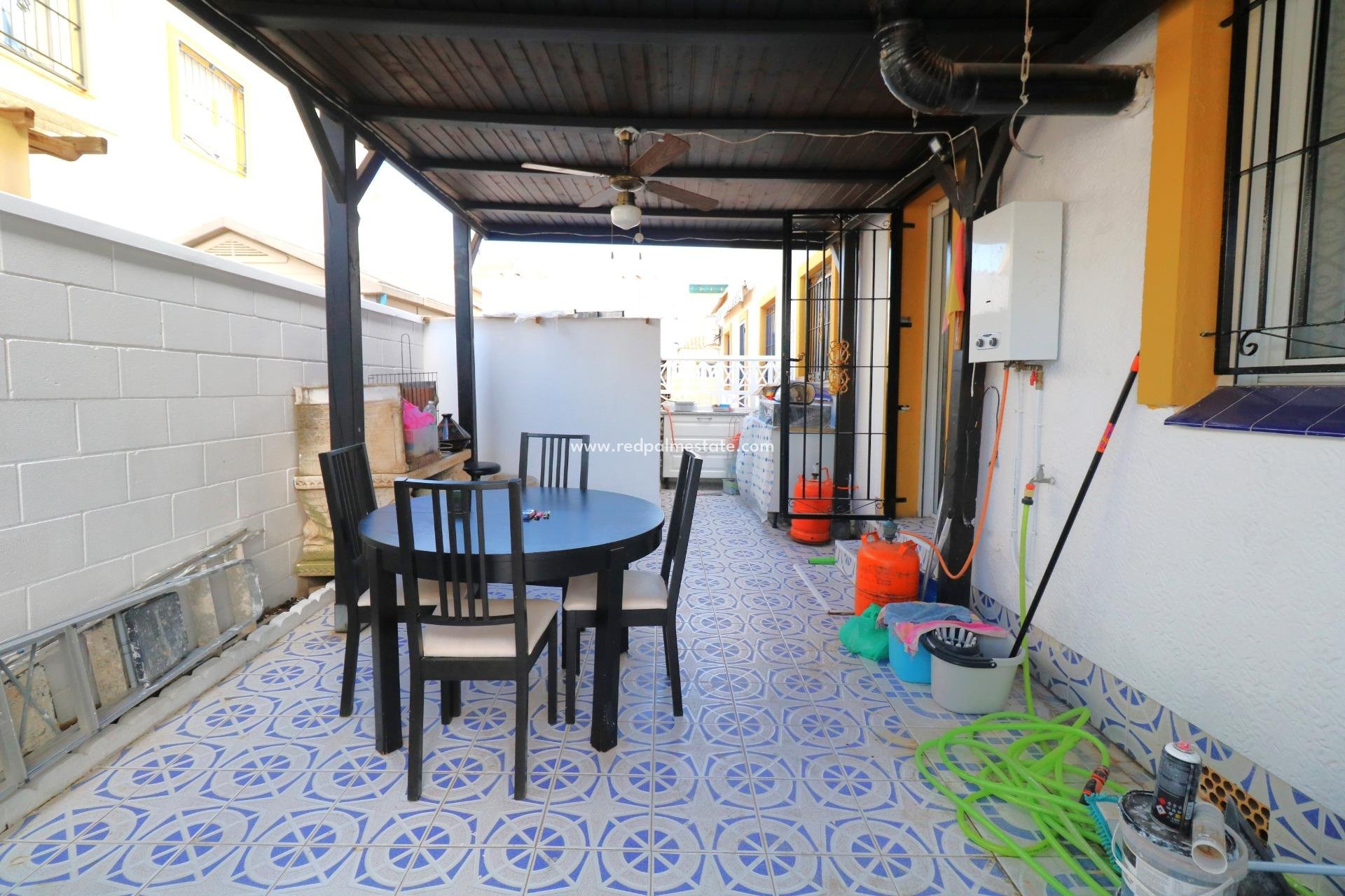 Reventa - Casa Quad -
Torrevieja - La Siesta - El Salado -  Torreta