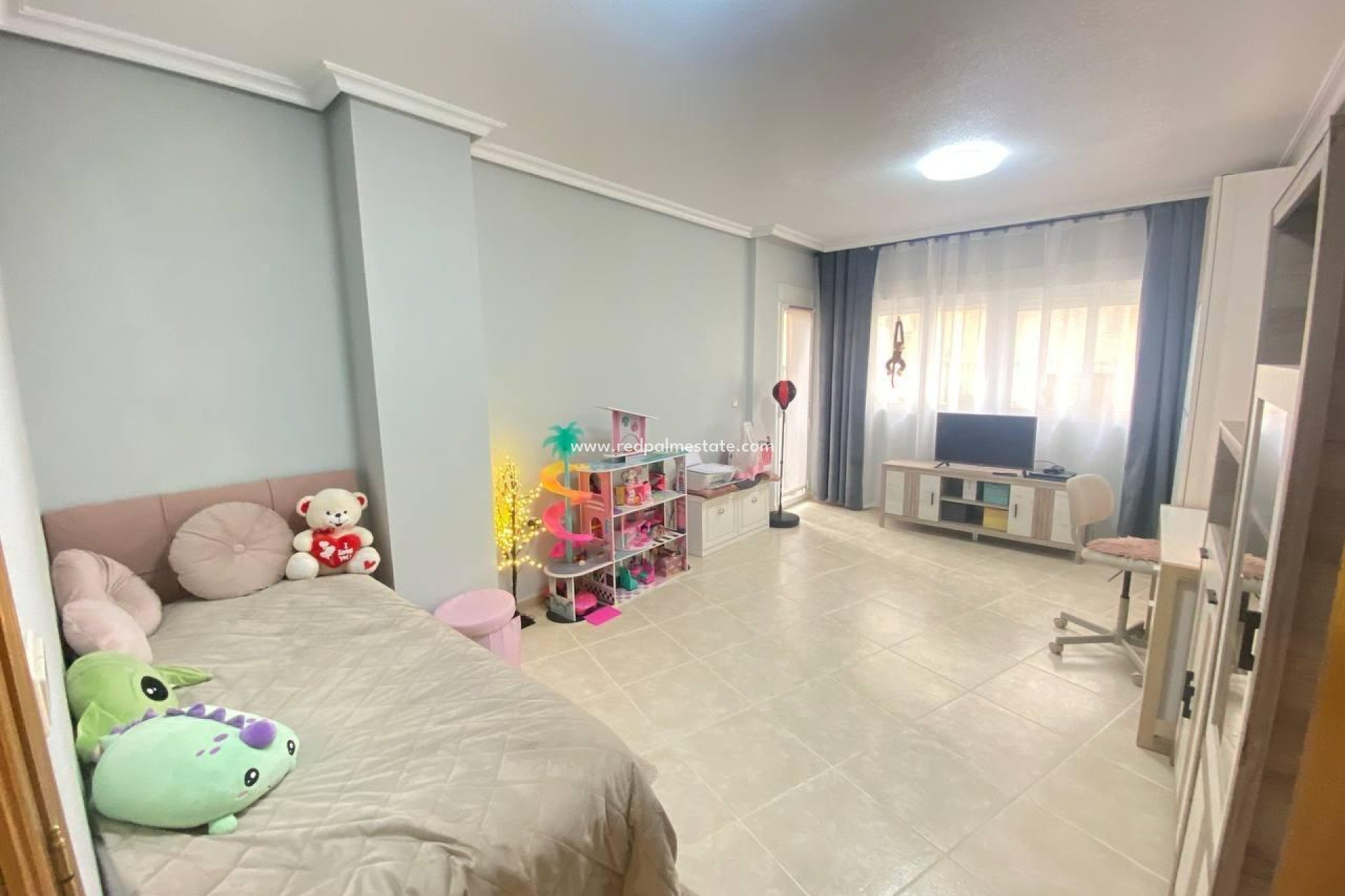 Reventa - Departamento -
Almoradí