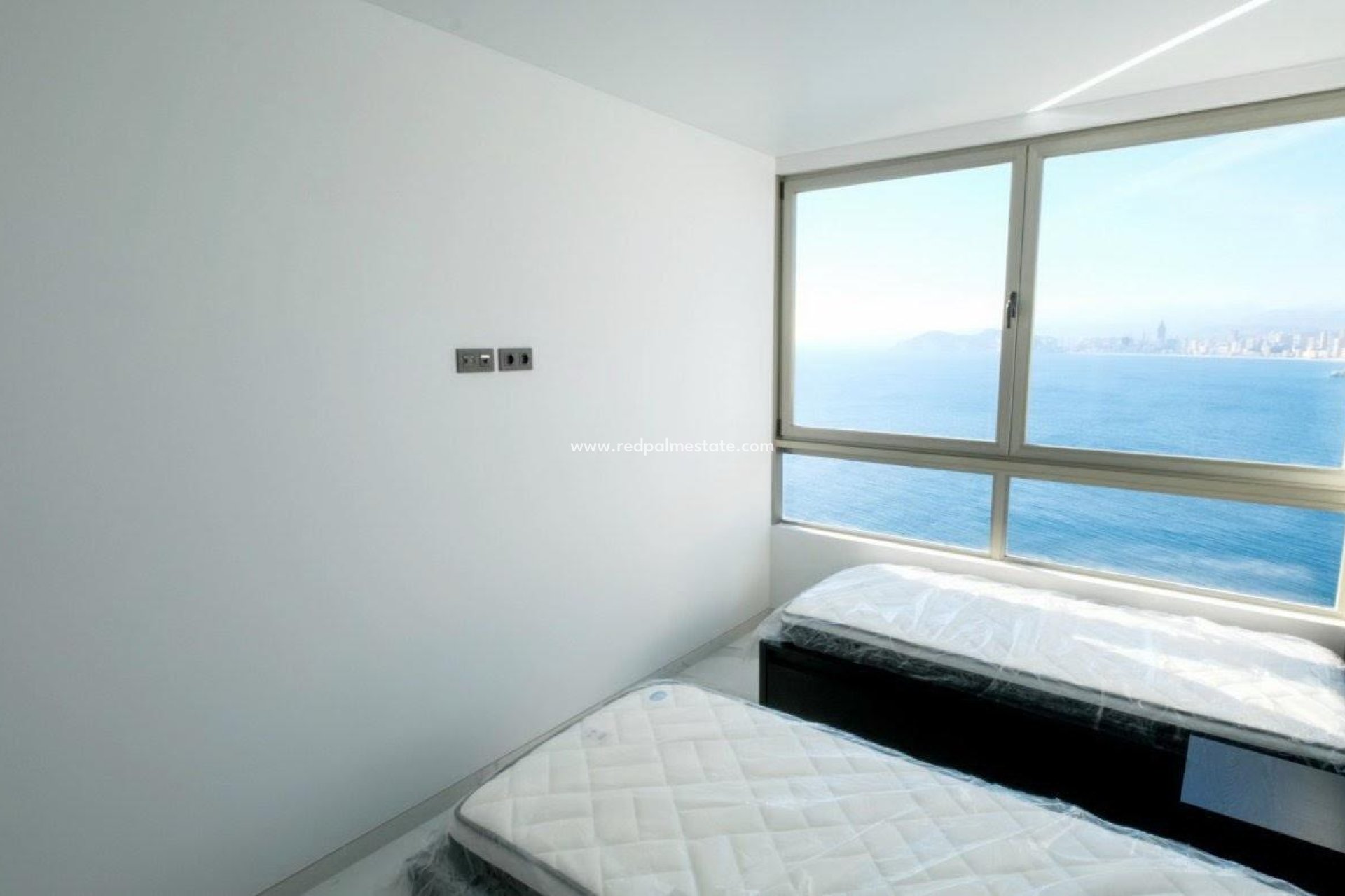 Reventa - Departamento -
Benidorm - Costa Blanca