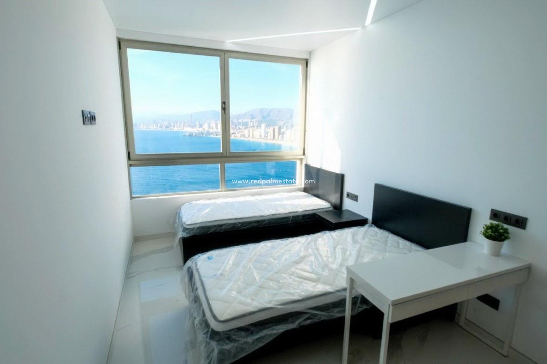 Reventa - Departamento -
Benidorm - Costa Blanca