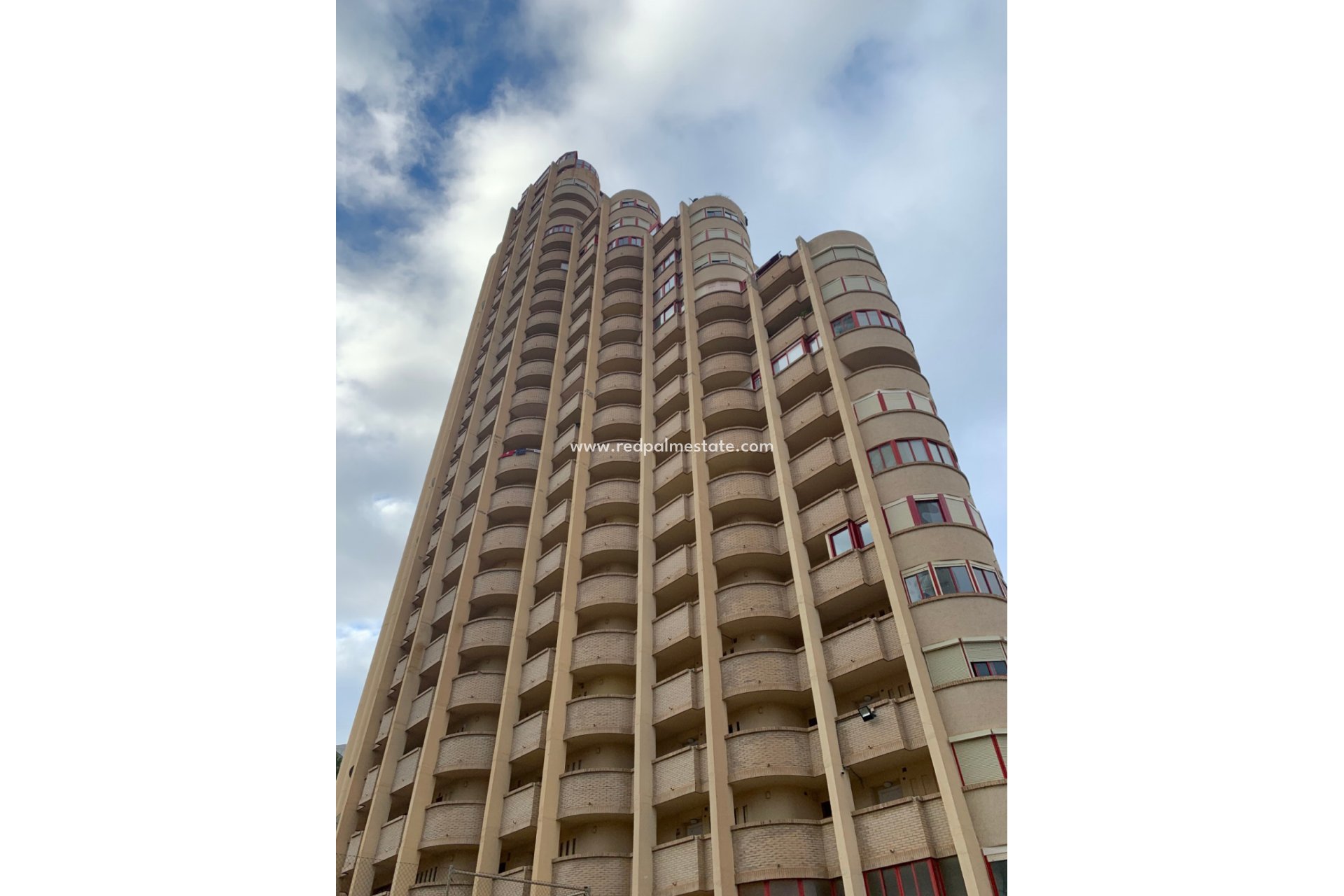 Reventa - Departamento -
Benidorm - Costa Blanca