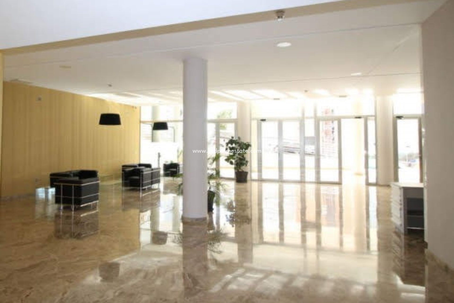 Reventa - Departamento -
Benidorm - Costa Blanca