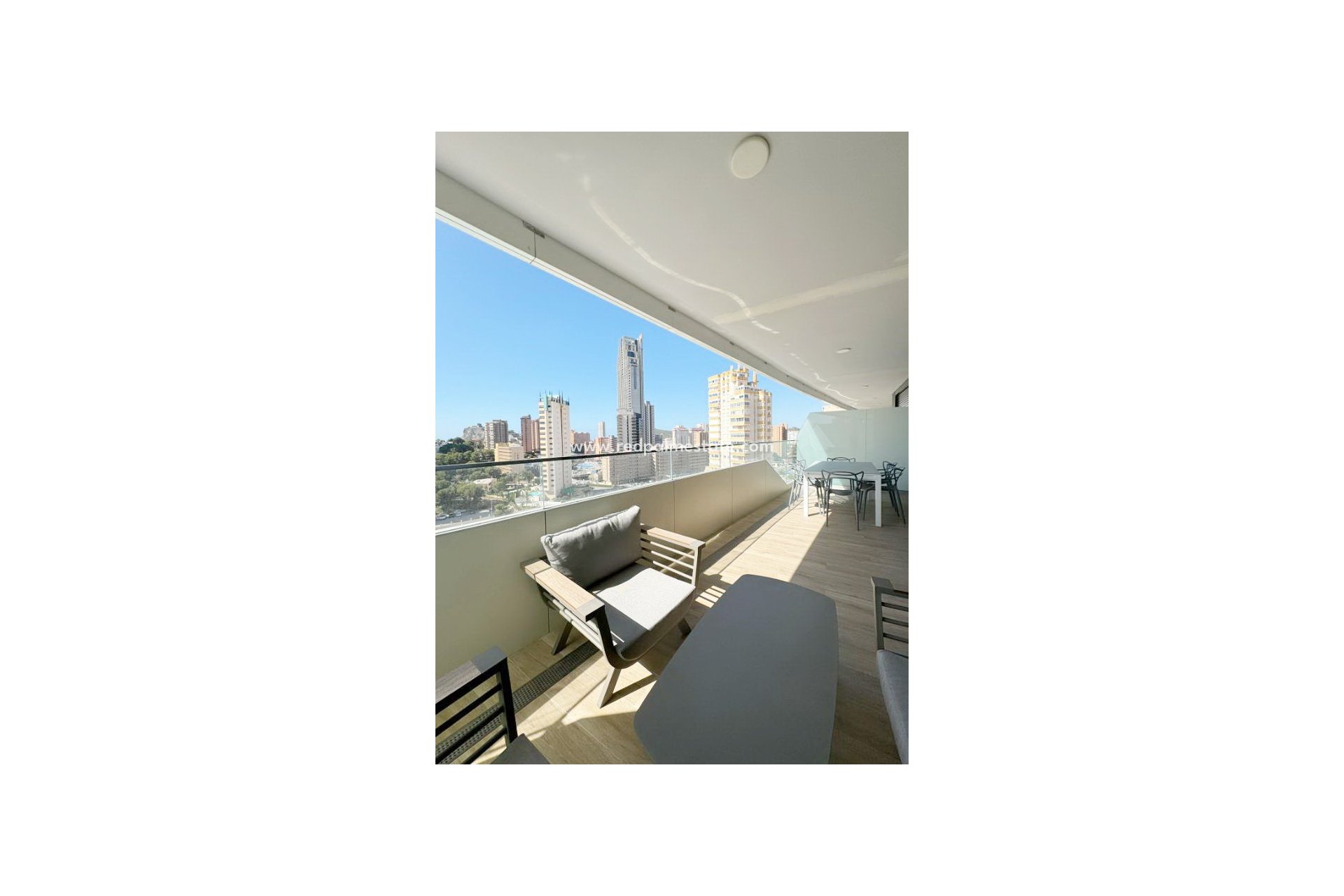 Reventa - Departamento -
Benidorm - Costa Blanca