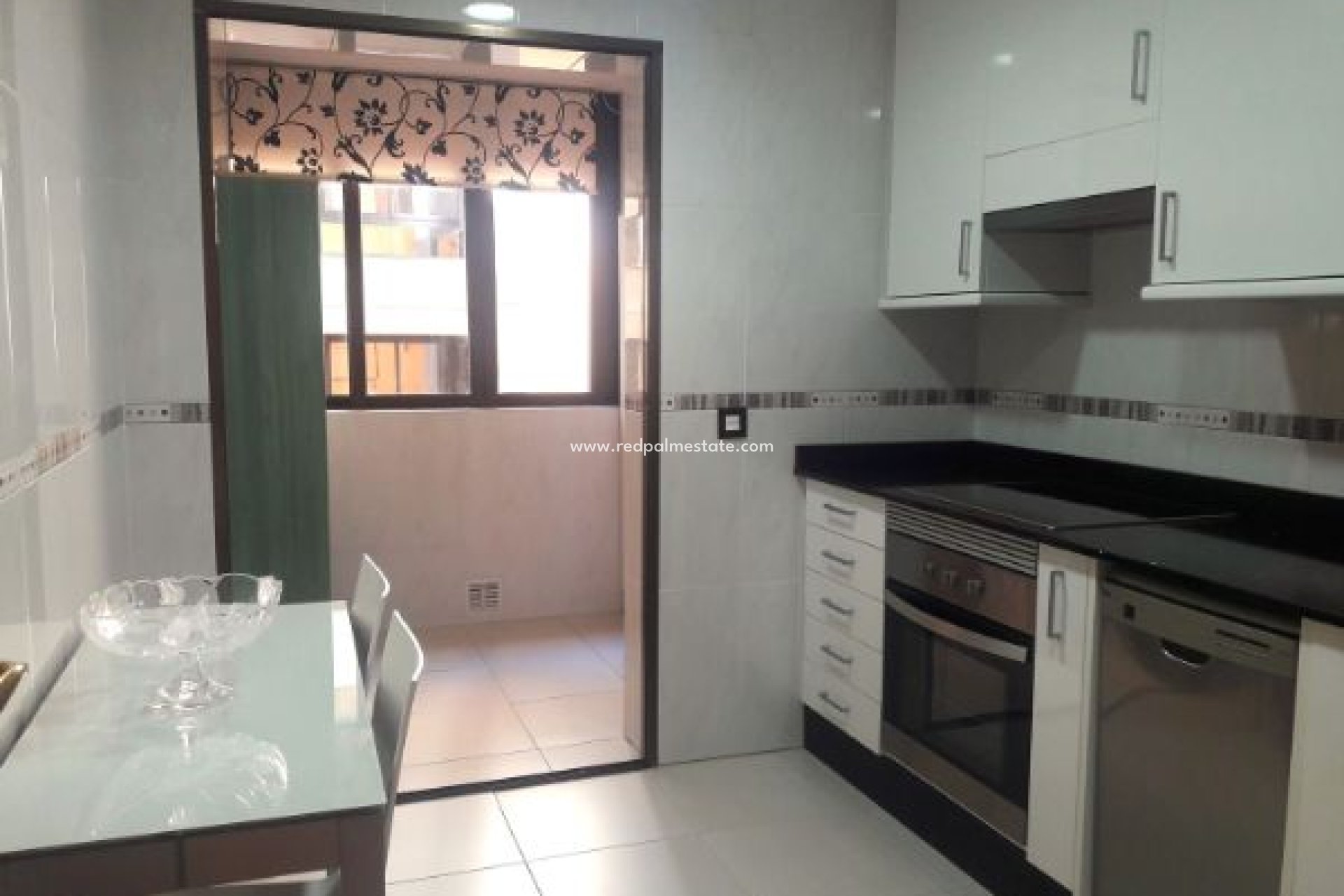 Reventa - Departamento -
Benidorm - Costa Blanca