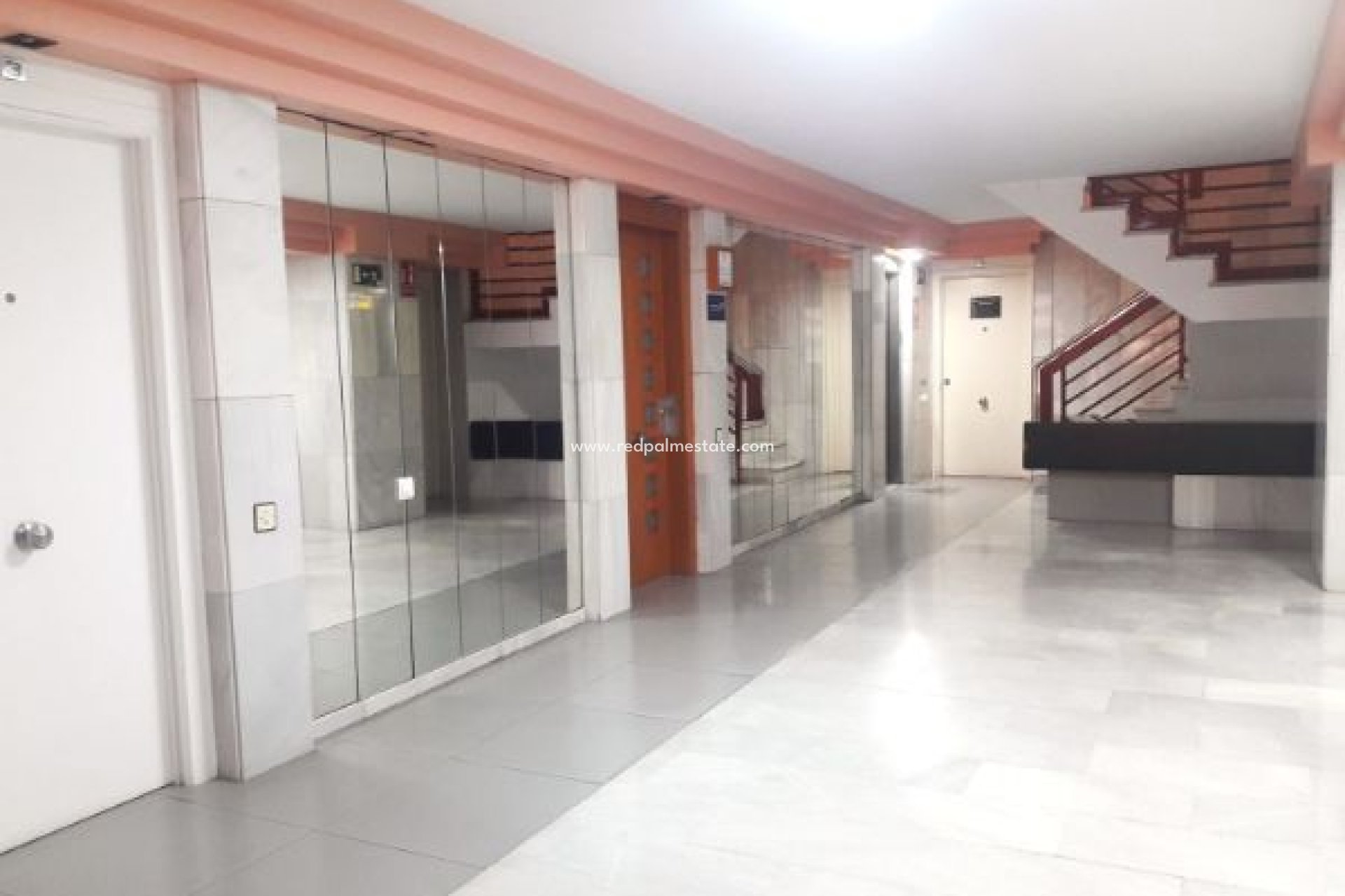 Reventa - Departamento -
Benidorm - Costa Blanca