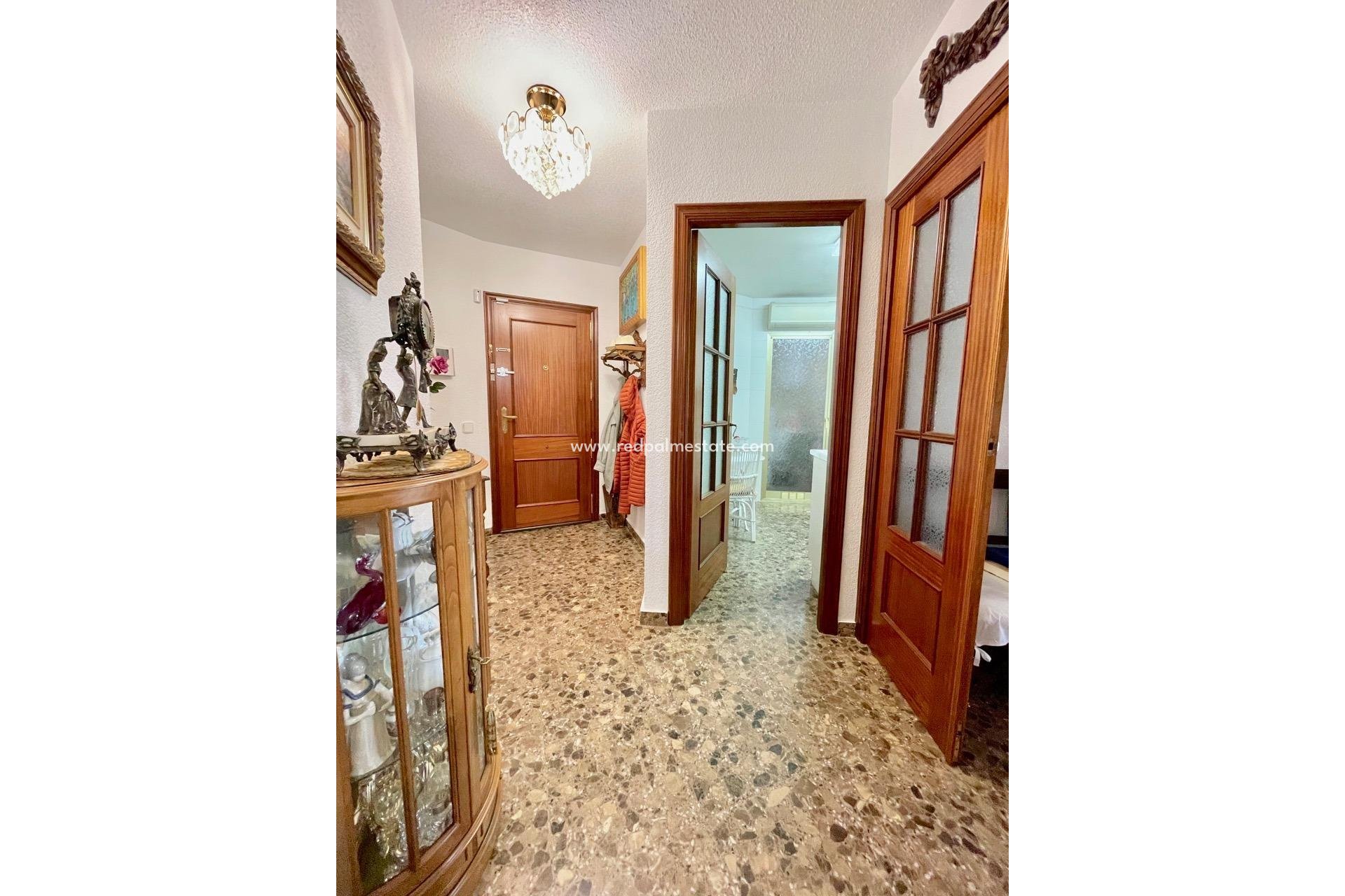 Reventa - Departamento -
Benidorm