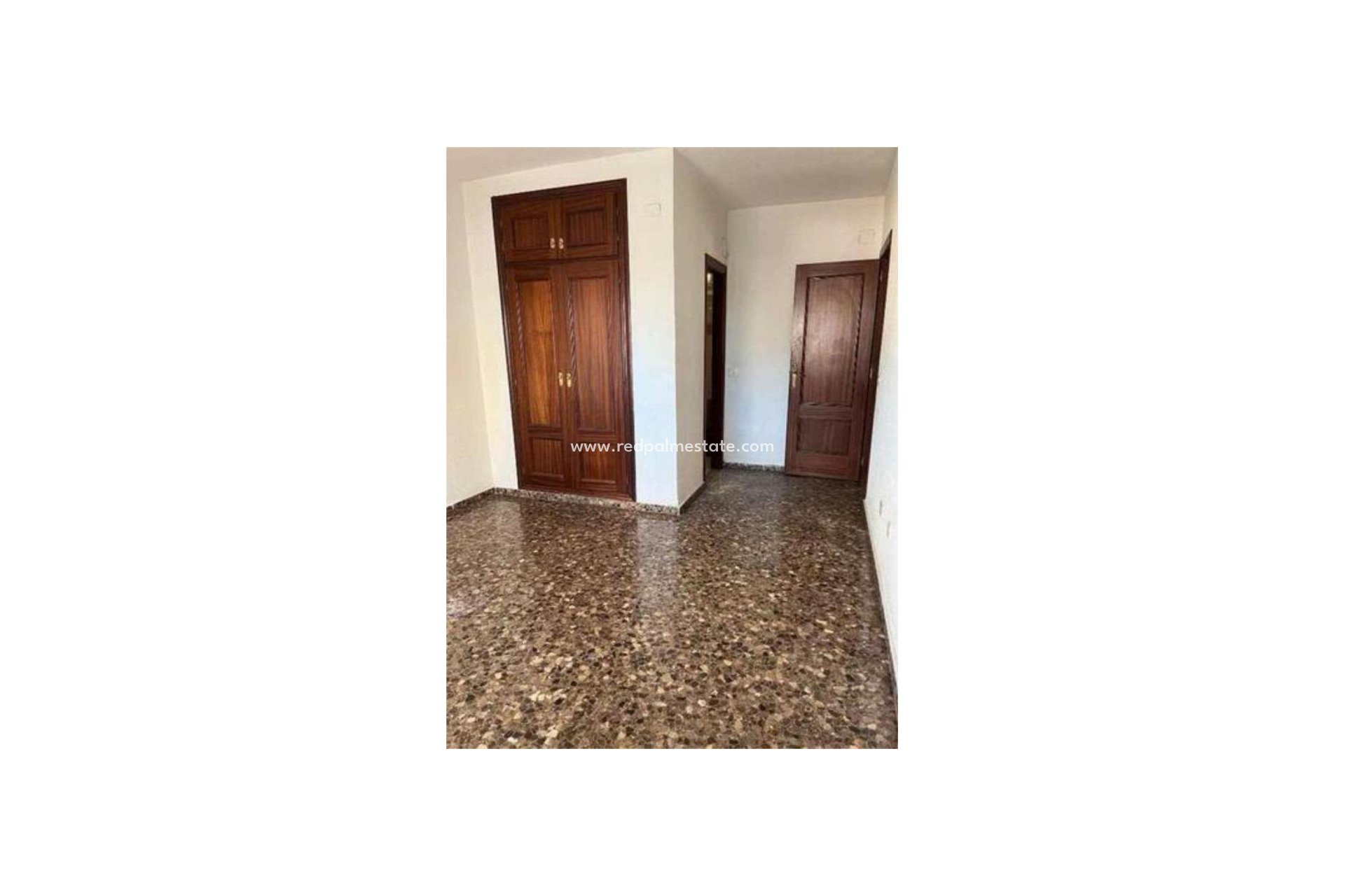 Reventa - Departamento -
Denia - Casco urbano